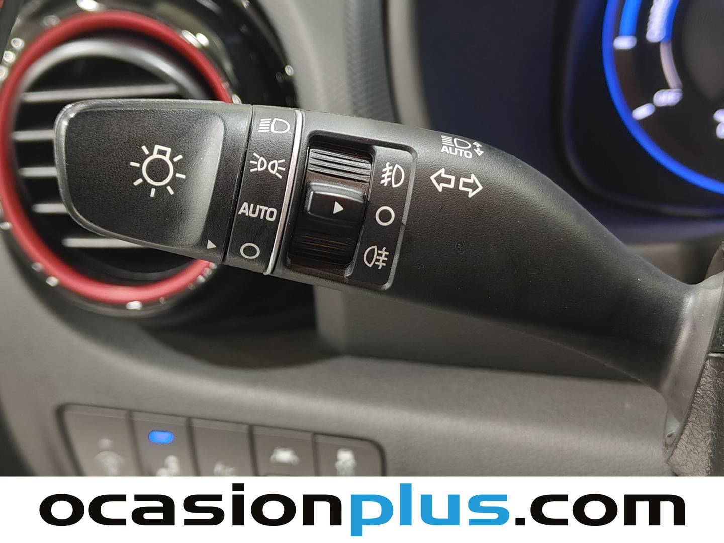 Hyundai Kona Hyundai Kona 1.6 GDI HEV Tecno Red DCT (141 CV) de segunda mano