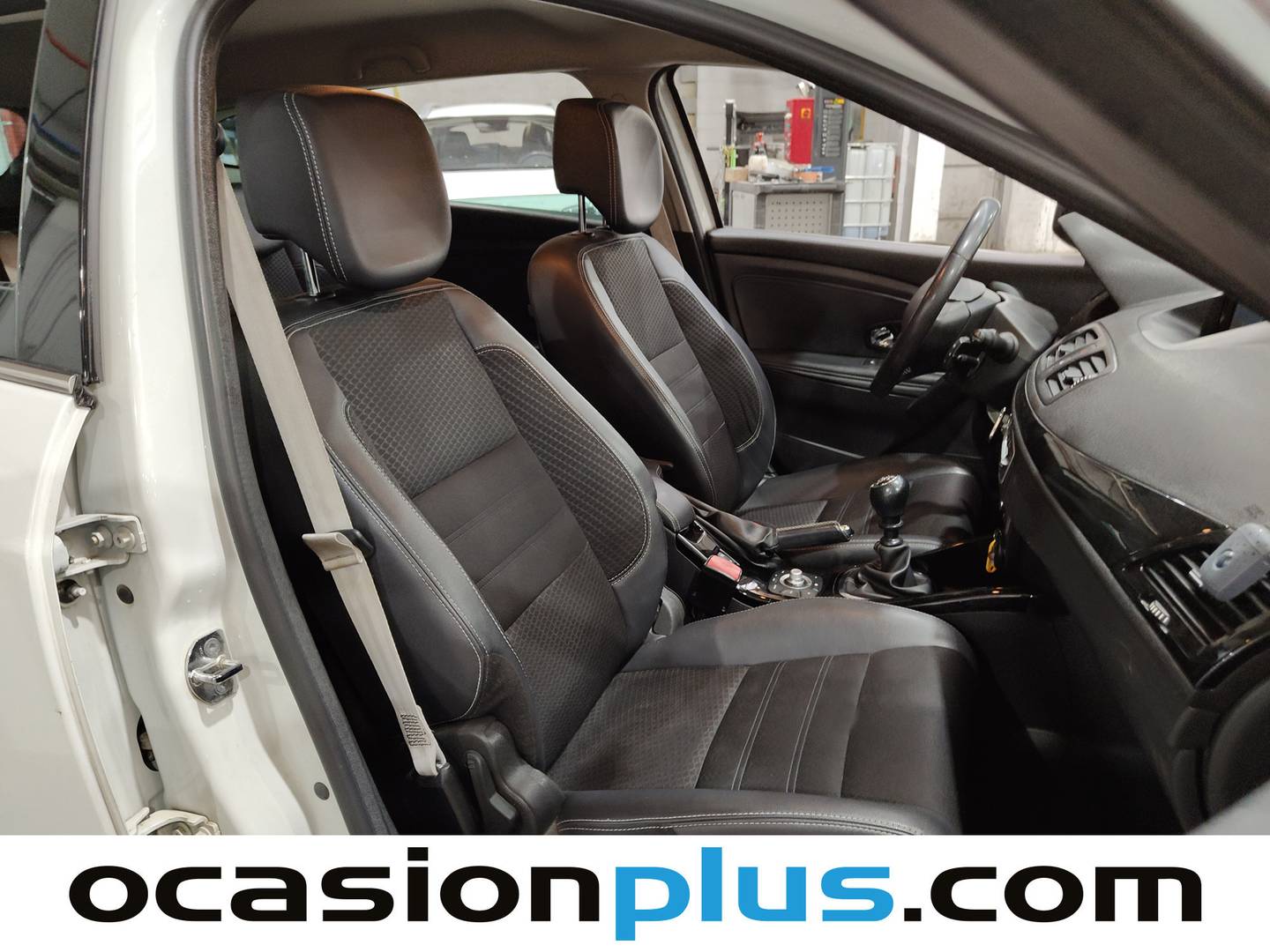 Renault Mégane Renault Megane Sport Tourer Bose Energy dCi (130 CV) de segunda mano