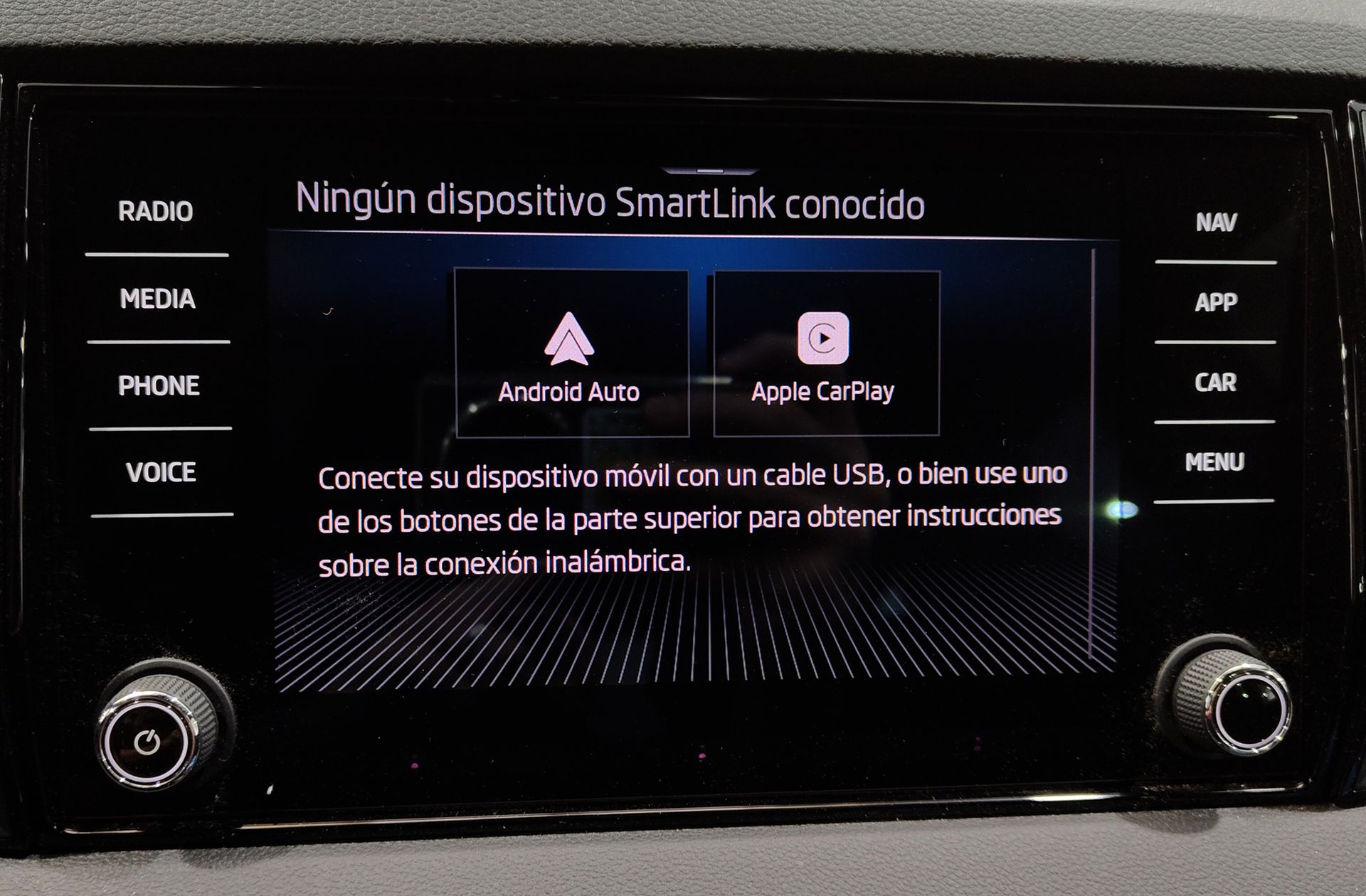 Škoda Karoq 1.5 TSI ACT Sportline DSG - foto 8