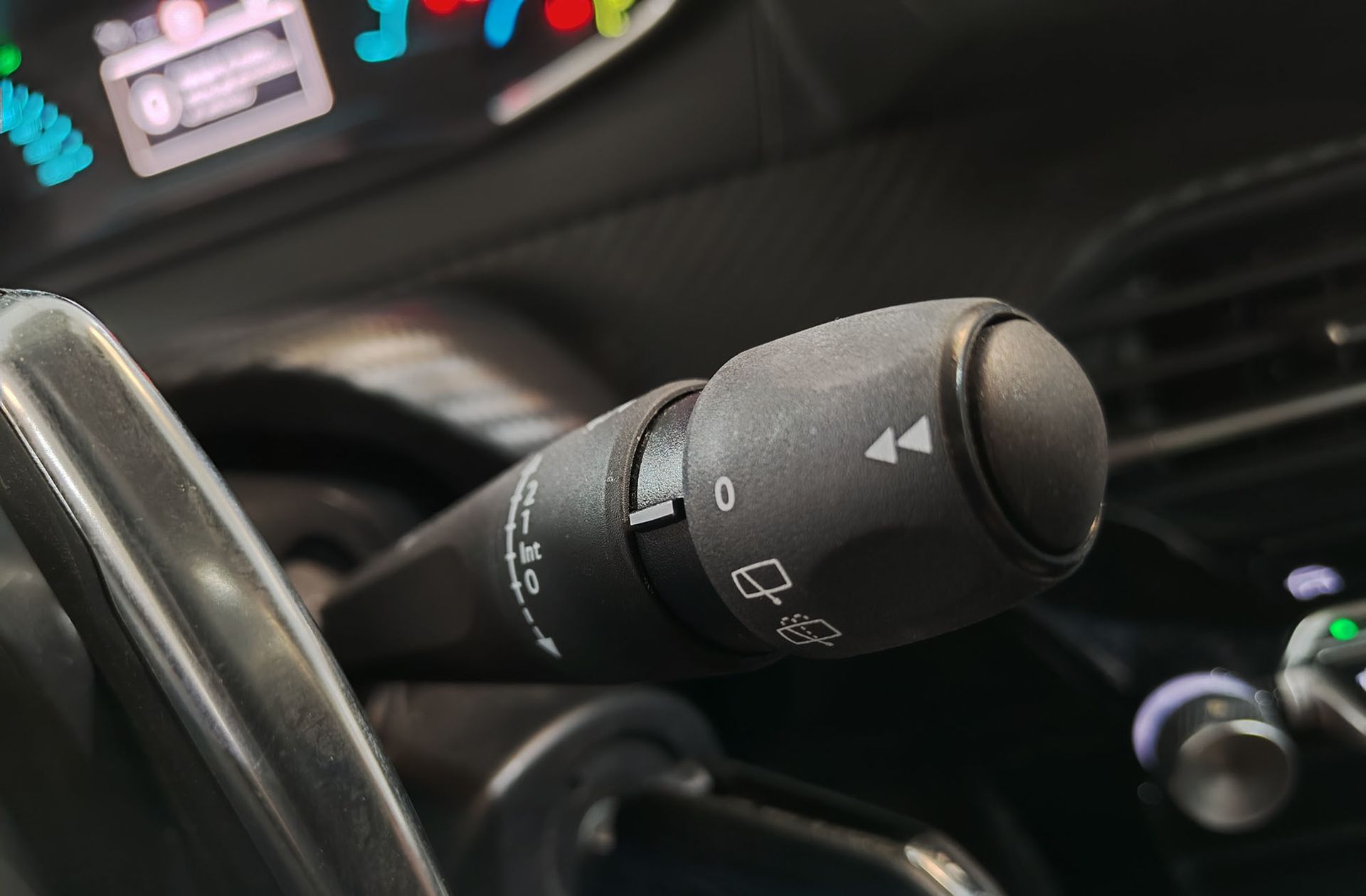 Peugeot 208 Style Hybrid 100 eDCS6 - foto 25
