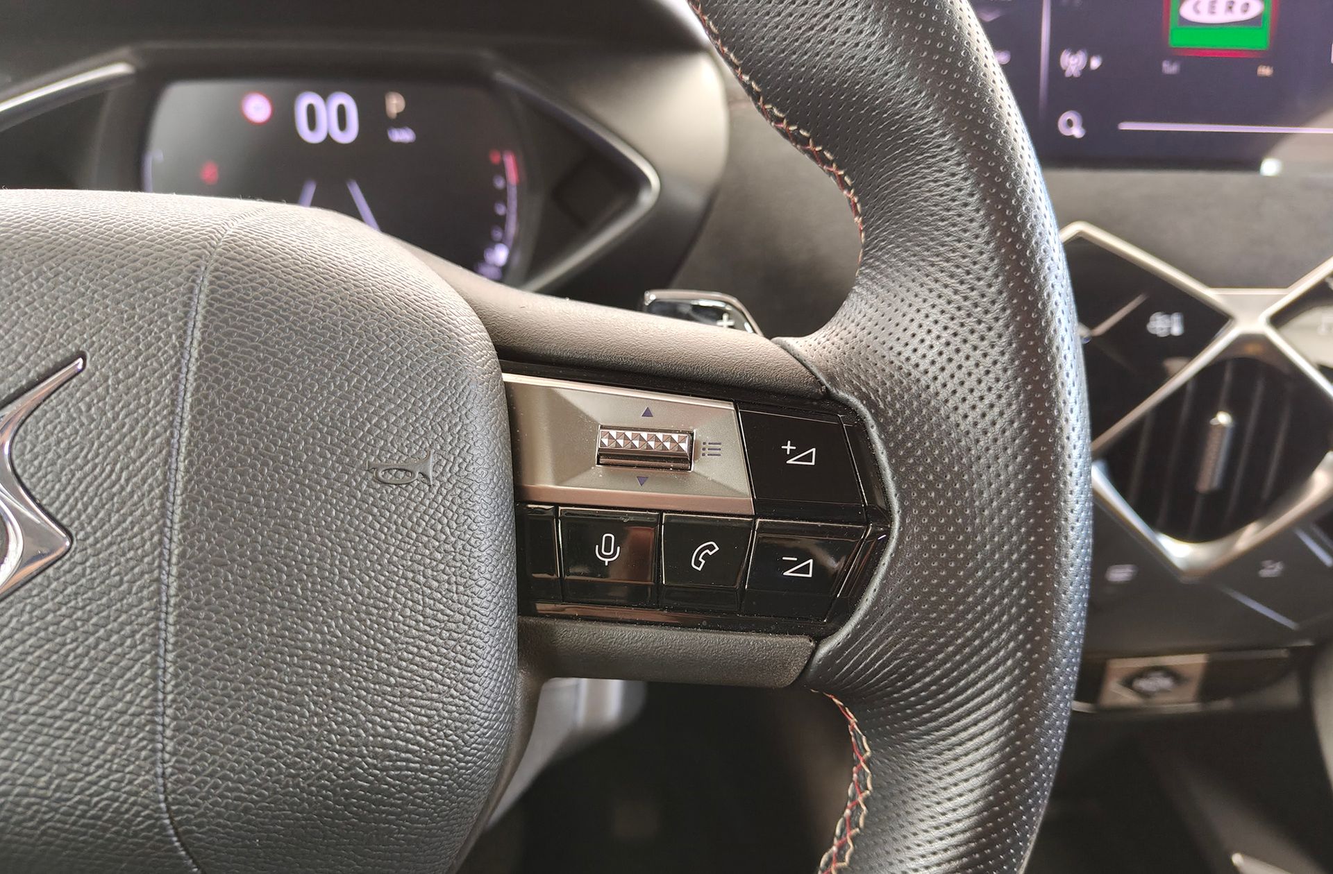 DS 3 Performance Line PureTech - foto 26
