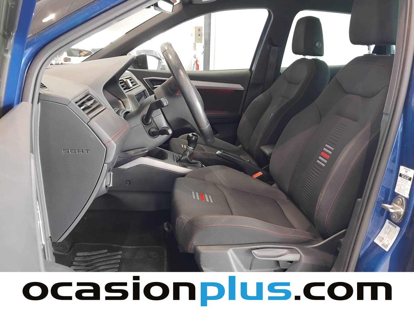 Foto asientos delanteros Seat Arona Seat Arona 1.0 TGI GNC FR (90 CV)