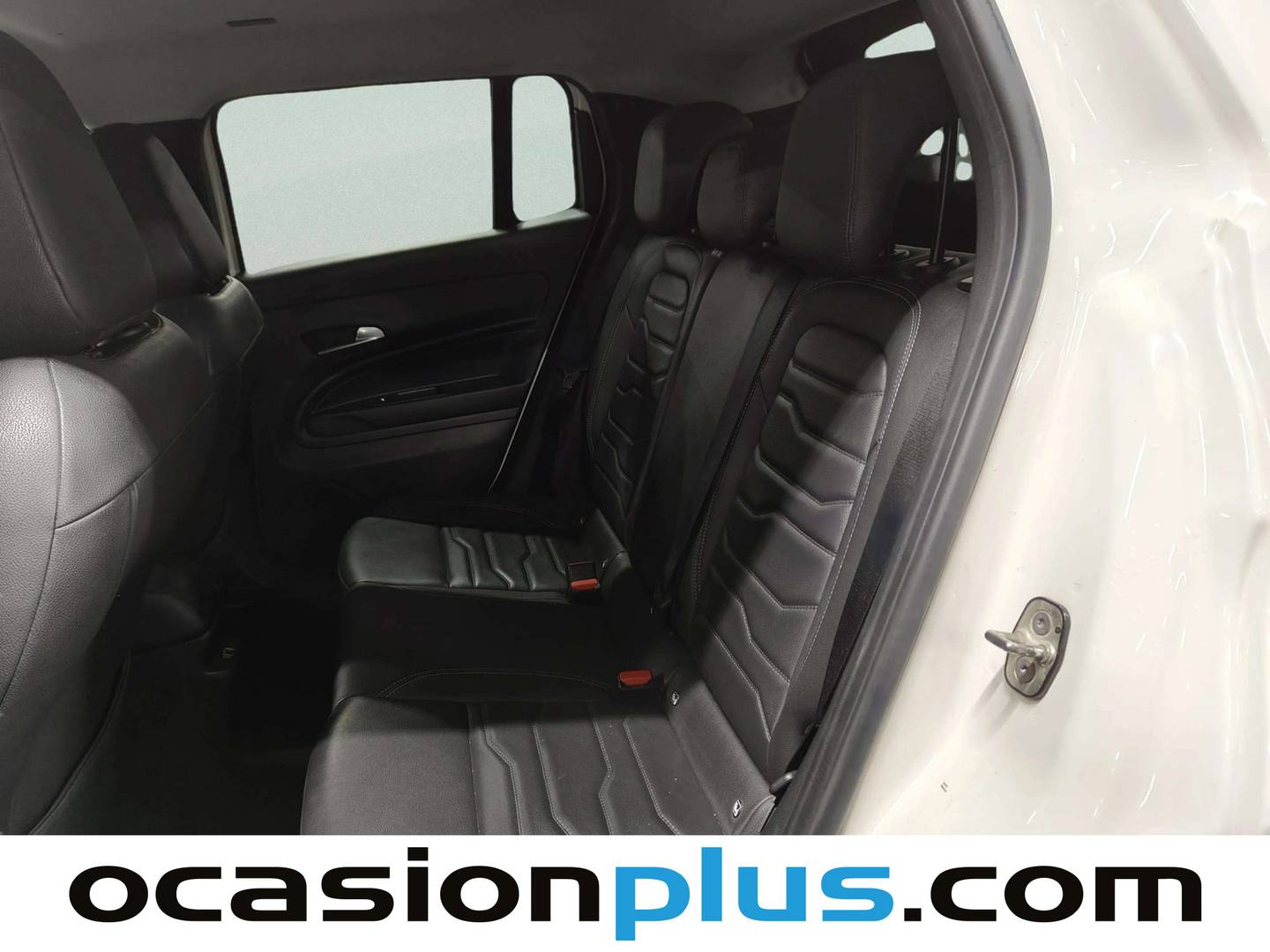 Foto Jeep Avenger Jeep Avenger 1.2 G Summit (100 CV)