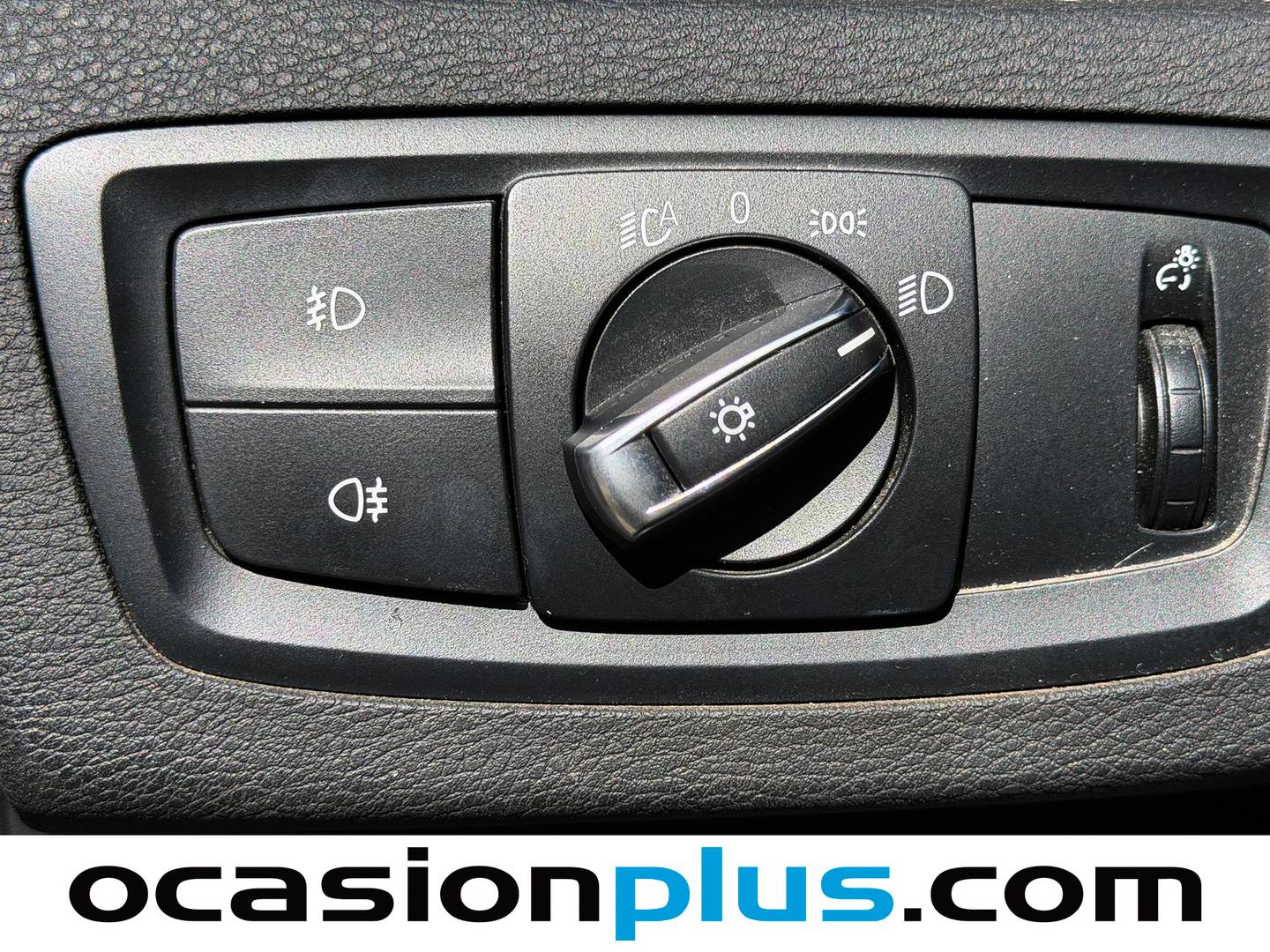 Acabados BMW X1 BMW X1 sDrive18d Business (150 CV)