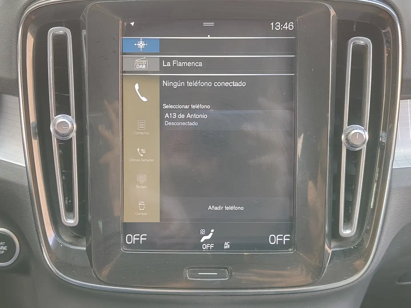 Foto Volvo XC40 Volvo XC40 T3 Momentum Pro  (163 CV)