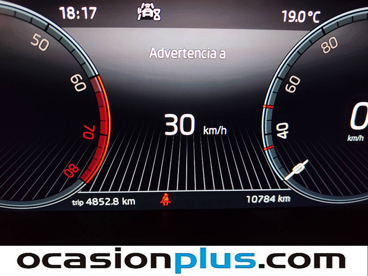 Foto Skoda Karoq Skoda Karoq 1.0 TSI Ambition (110 CV)