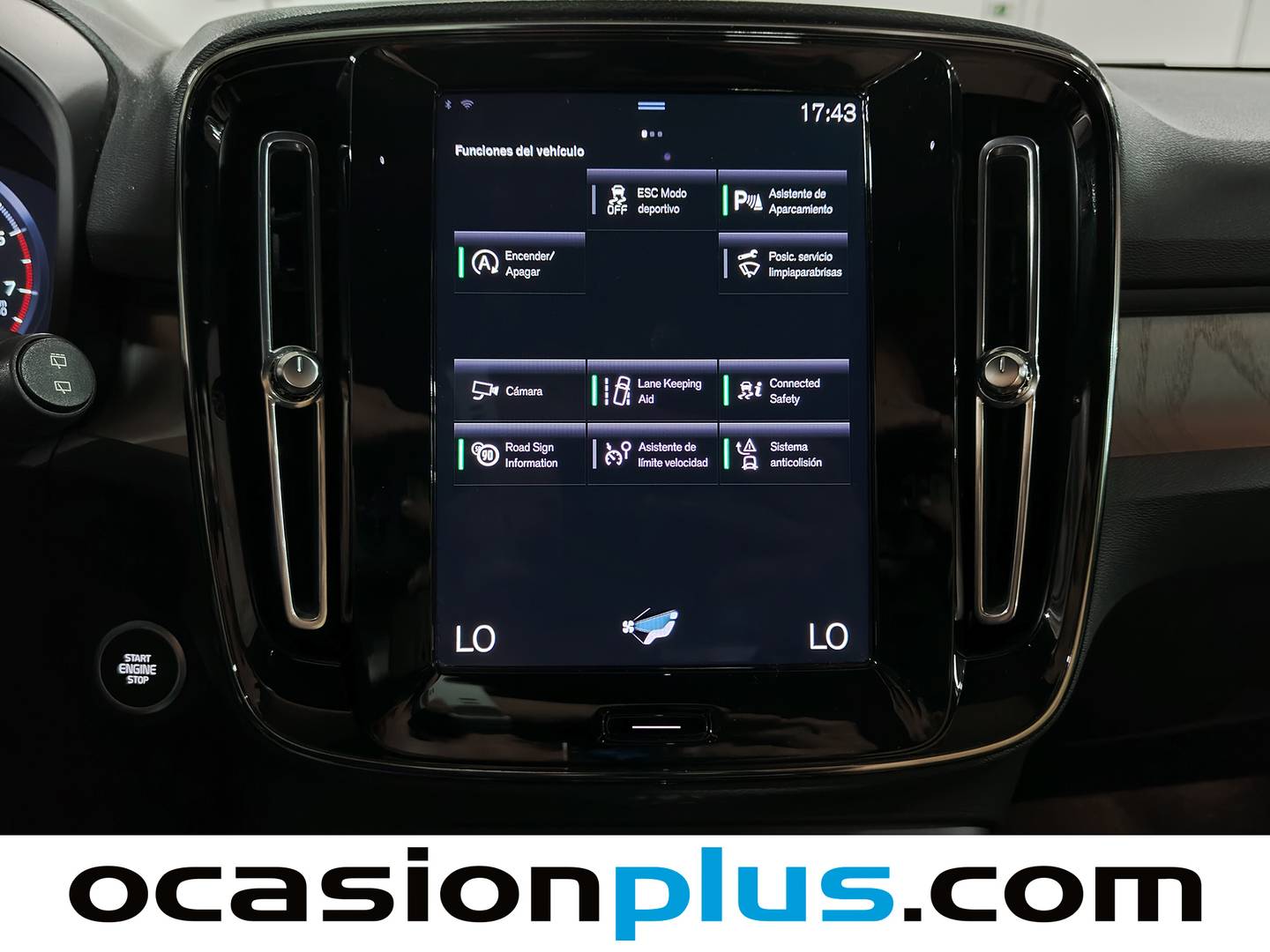 Acabados Volvo XC40 Volvo XC40 T3 Business Plus (163 CV)