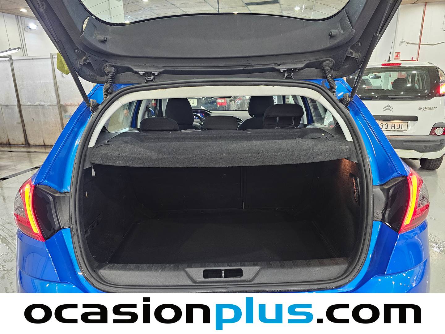 Fotos maletero Peugeot 308 Peugeot 308 Active Pack BlueHDi S&S (130 CV)