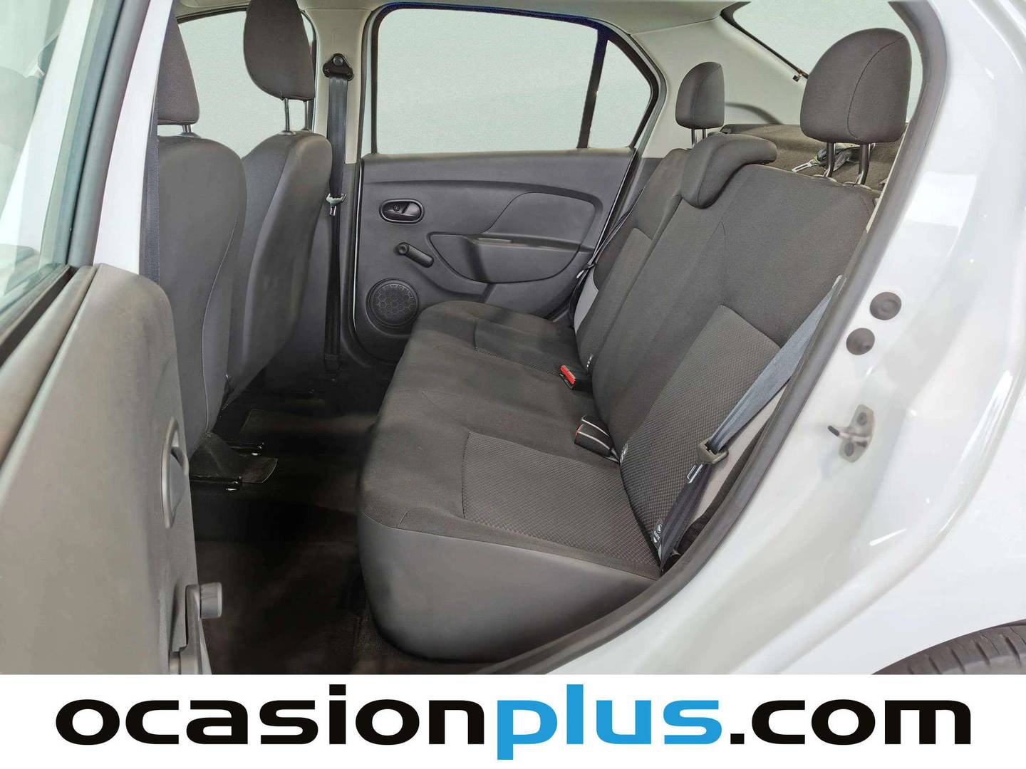Foto asientos traseros Dacia Logan Dacia Logan Ambiance 1.0 (73 CV)
