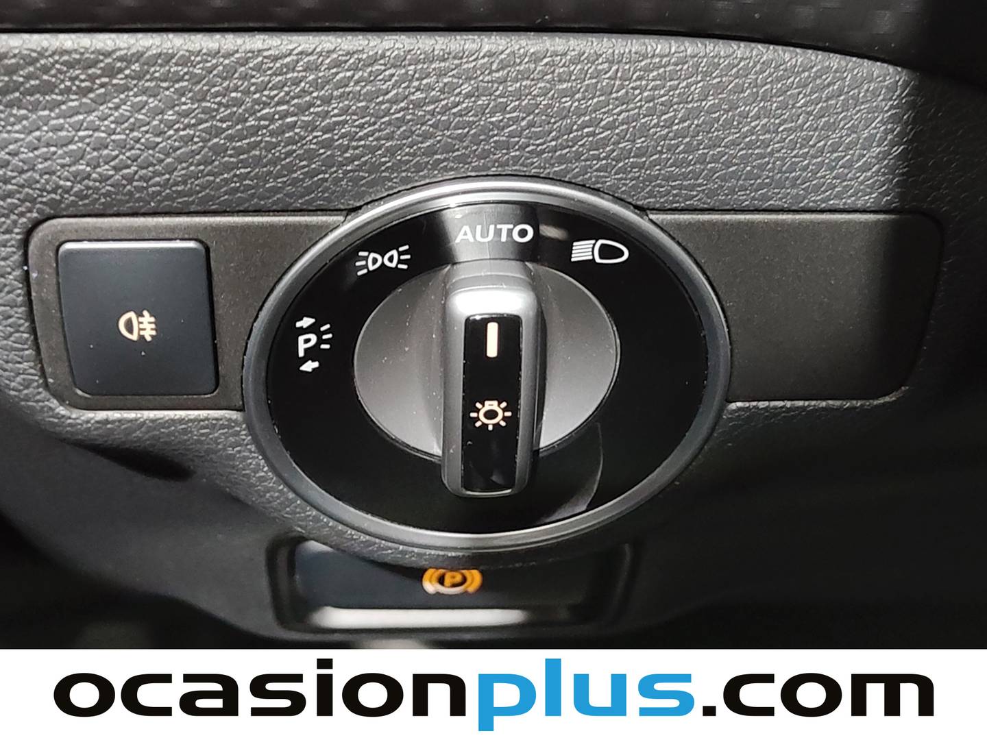 Acabados Mercedes Clase A Mercedes-Benz Clase A 200 d AMG Line (136 CV)