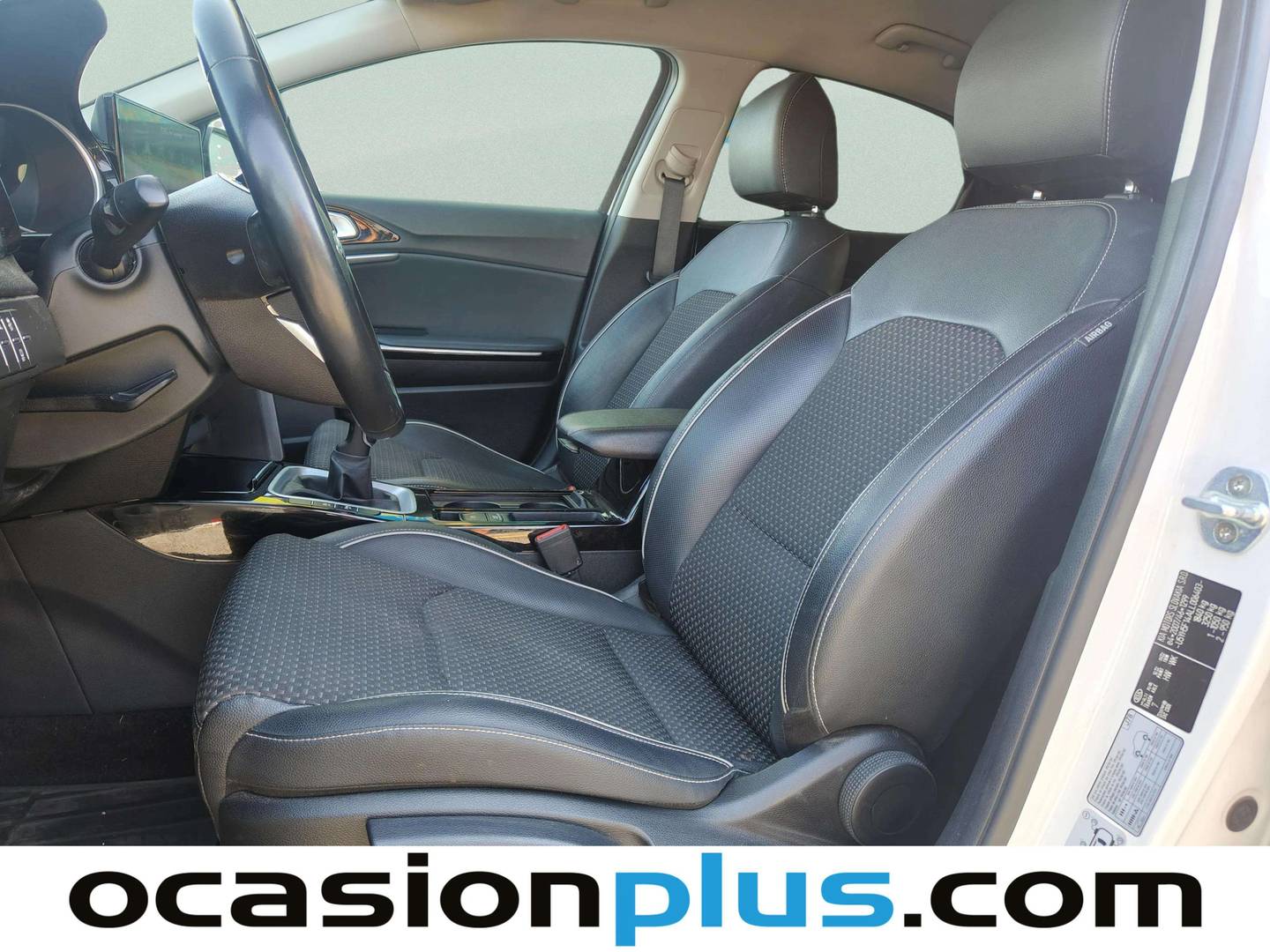 Foto asientos delanteros KIA XCeed KIA XCeed 1.4 T-GDi Tech (140 CV)