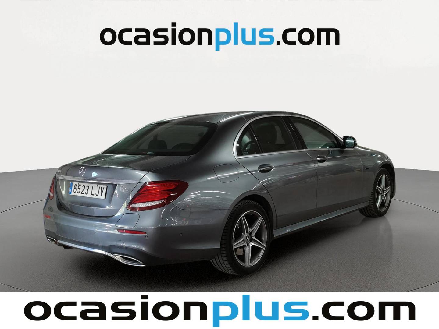 Foto trasera Mercedes Clase E Mercedes-Benz Clase E E 300 e (320 CV) derecha