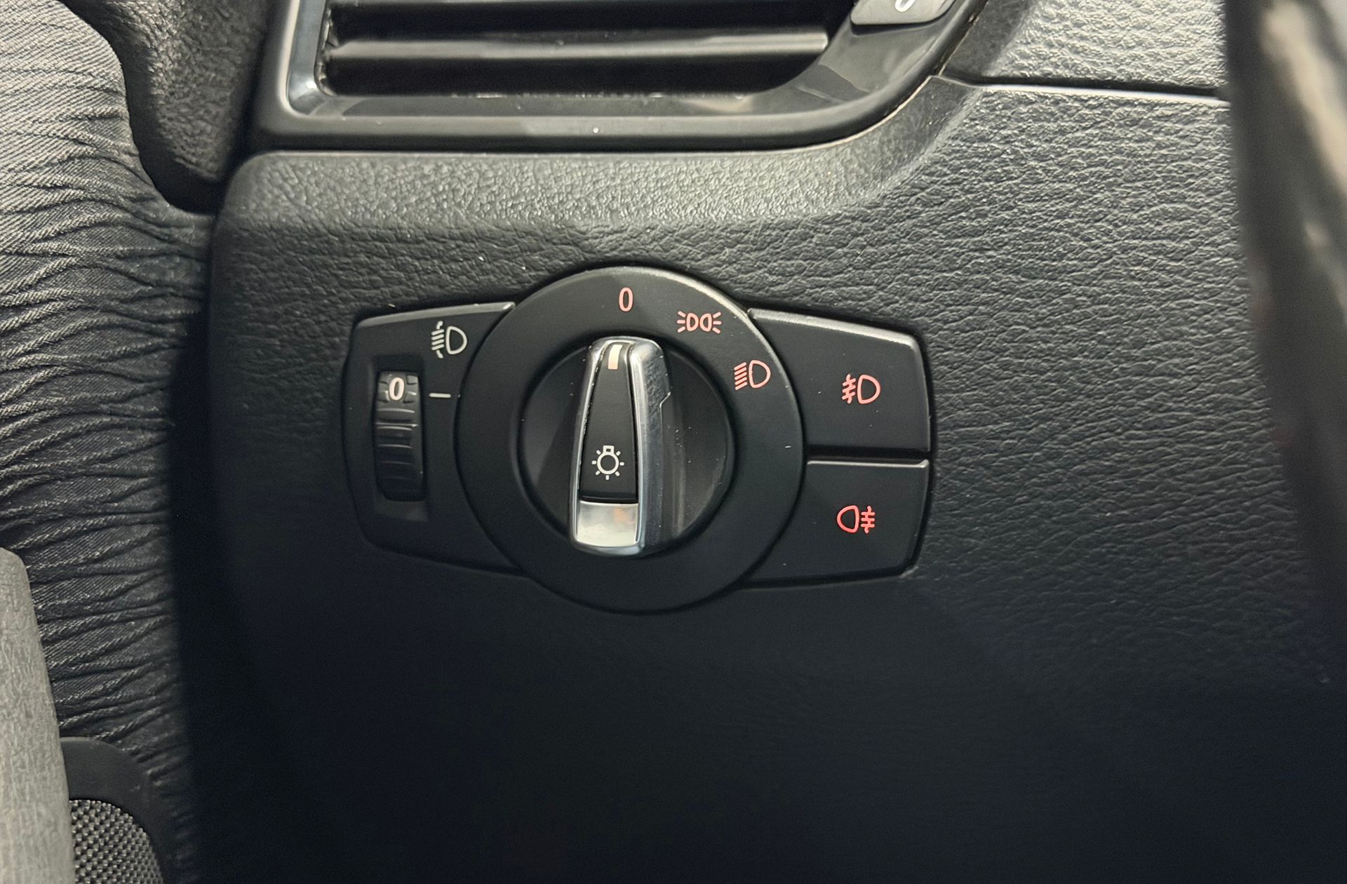 BMW X1 sDrive16d - foto 20