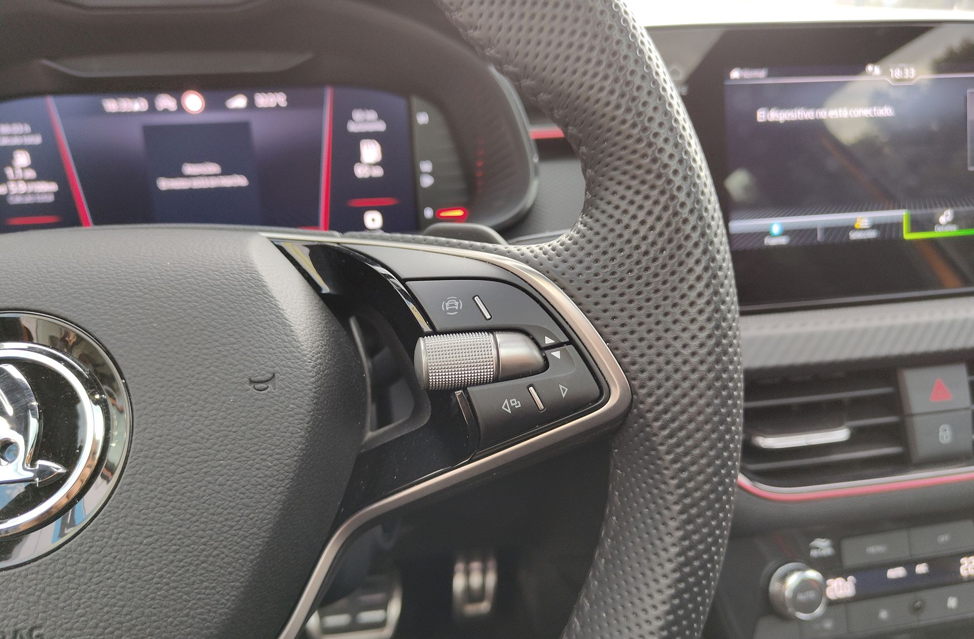 Škoda Kamiq 1.5 TSI Montecarlo DSG - foto 29