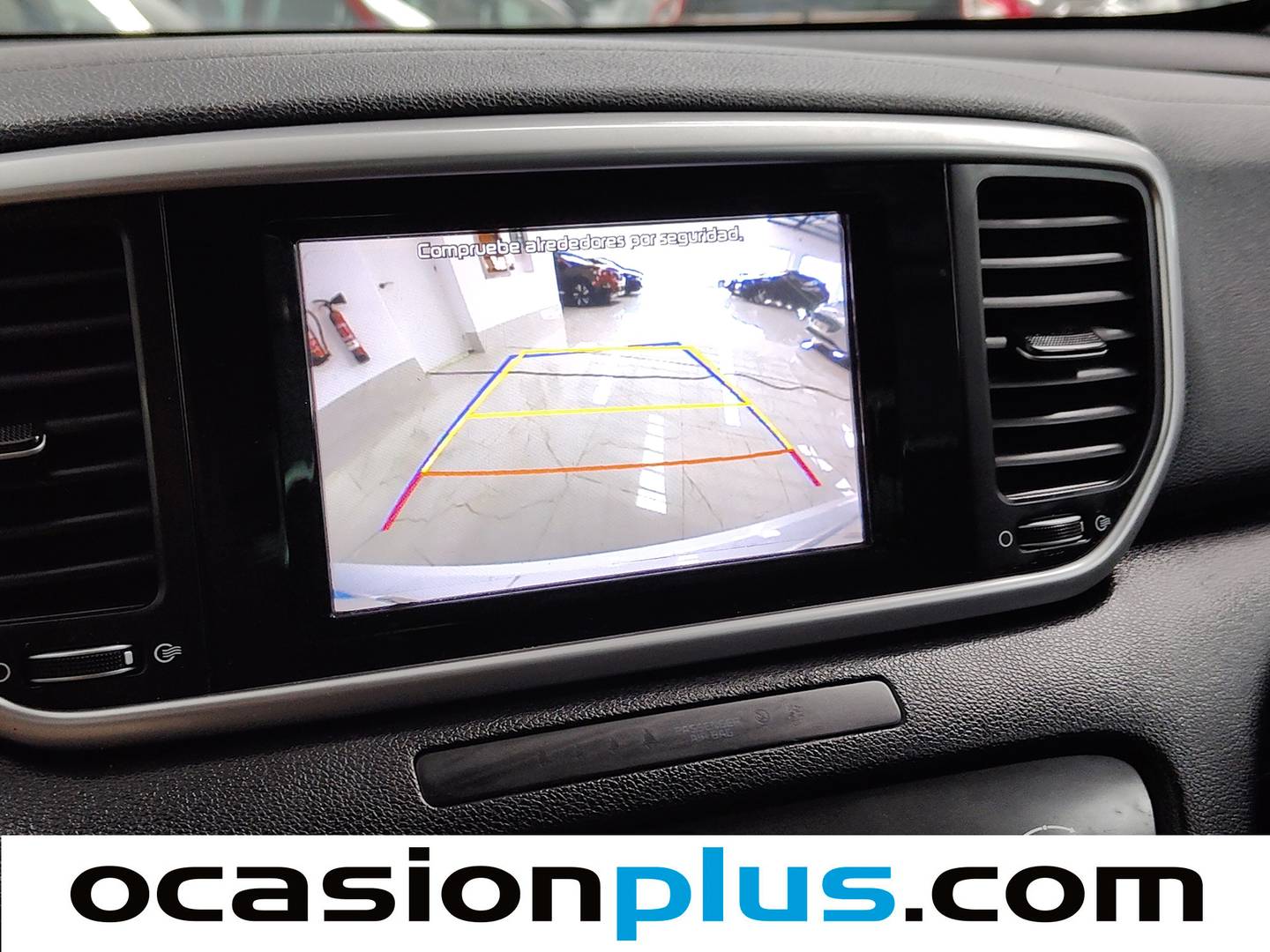 Extras y acabados del KIA Sportage KIA Sportage 1.6 GDi Concept Plus 4x2 (132 CV)