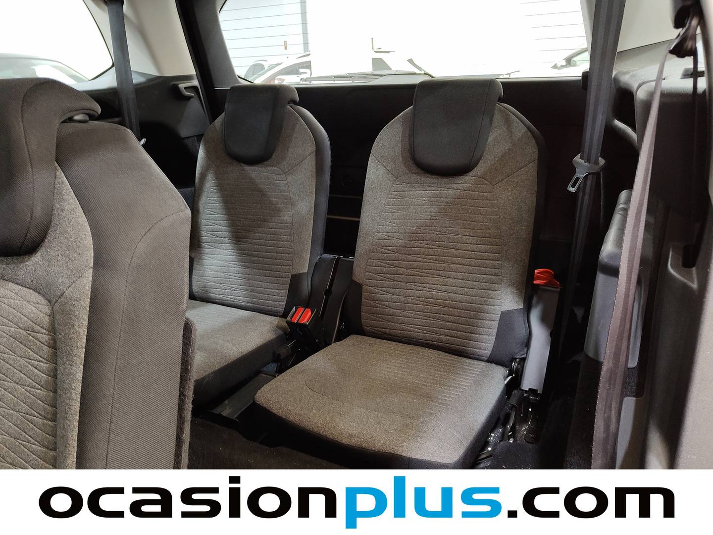 Foto asientos delanteros Citroën Grand C4 Picasso Citroën Grand C4 Picasso PureTech 130 6v S&S Live Edition (130 CV)