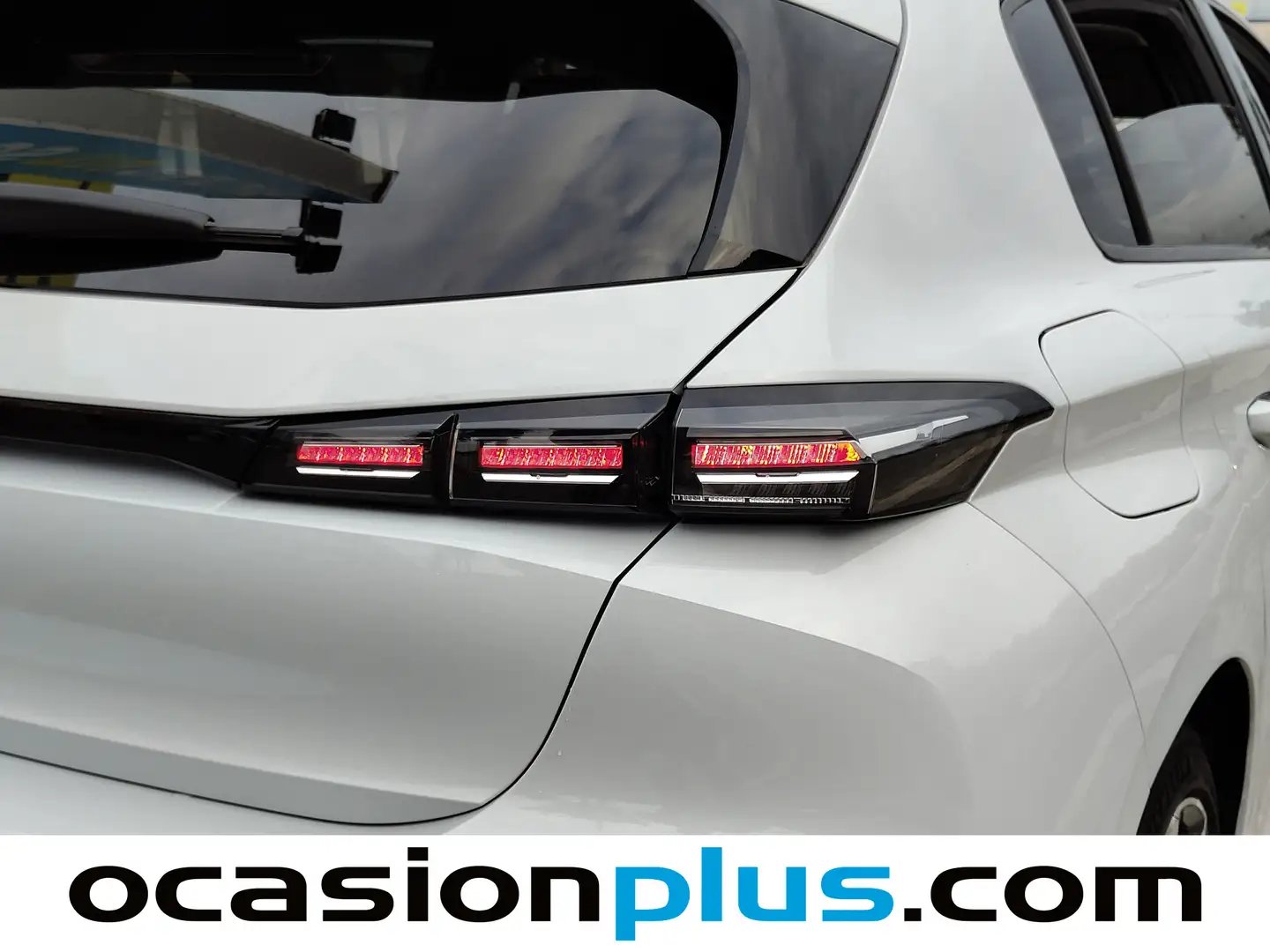 Foto Peugeot 308 Peugeot 308 Allure Hybrid eDCS6 (136 CV)