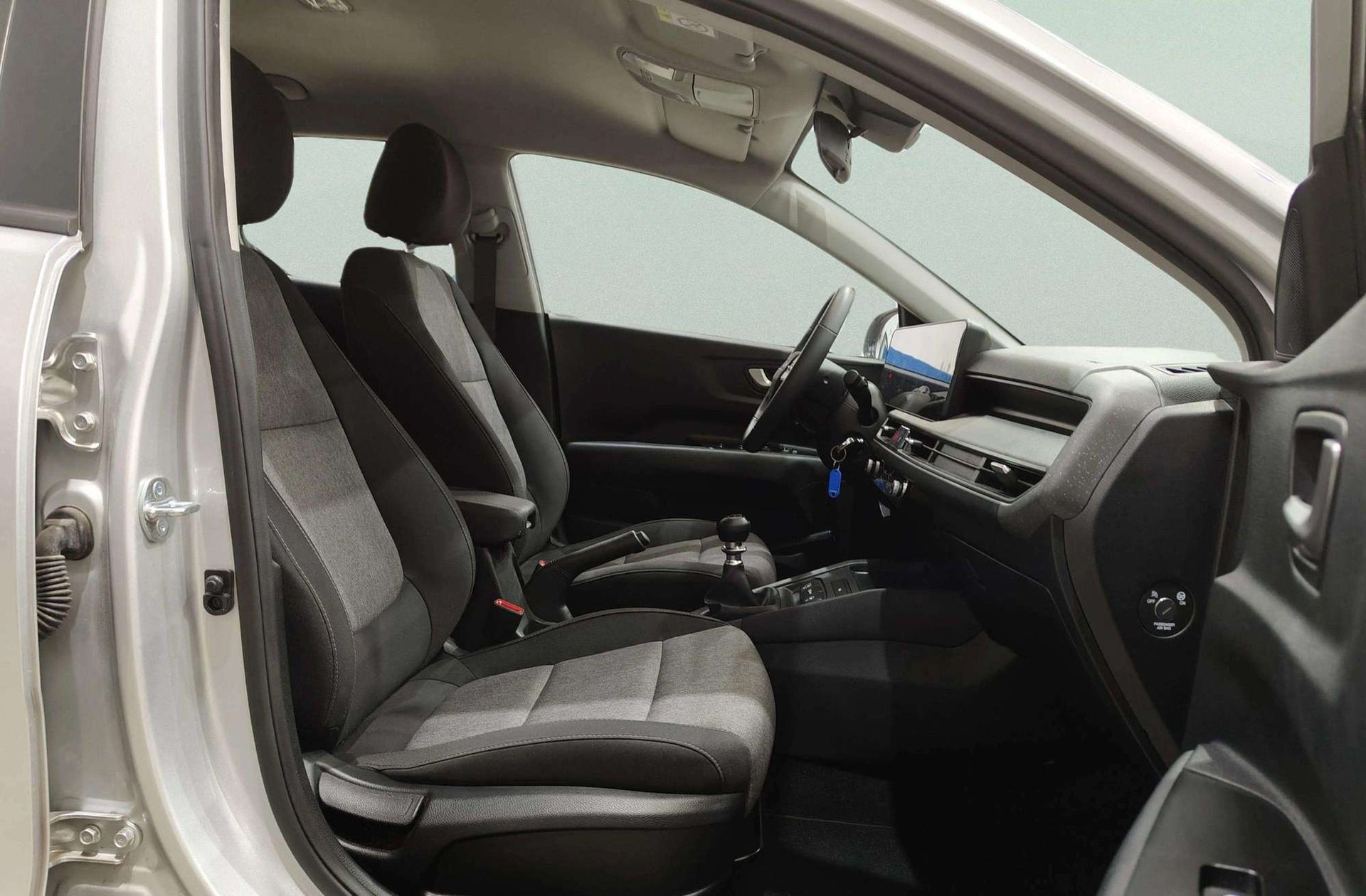 Kia Stonic 1.0 T-GDi MHEV Concept - foto 17