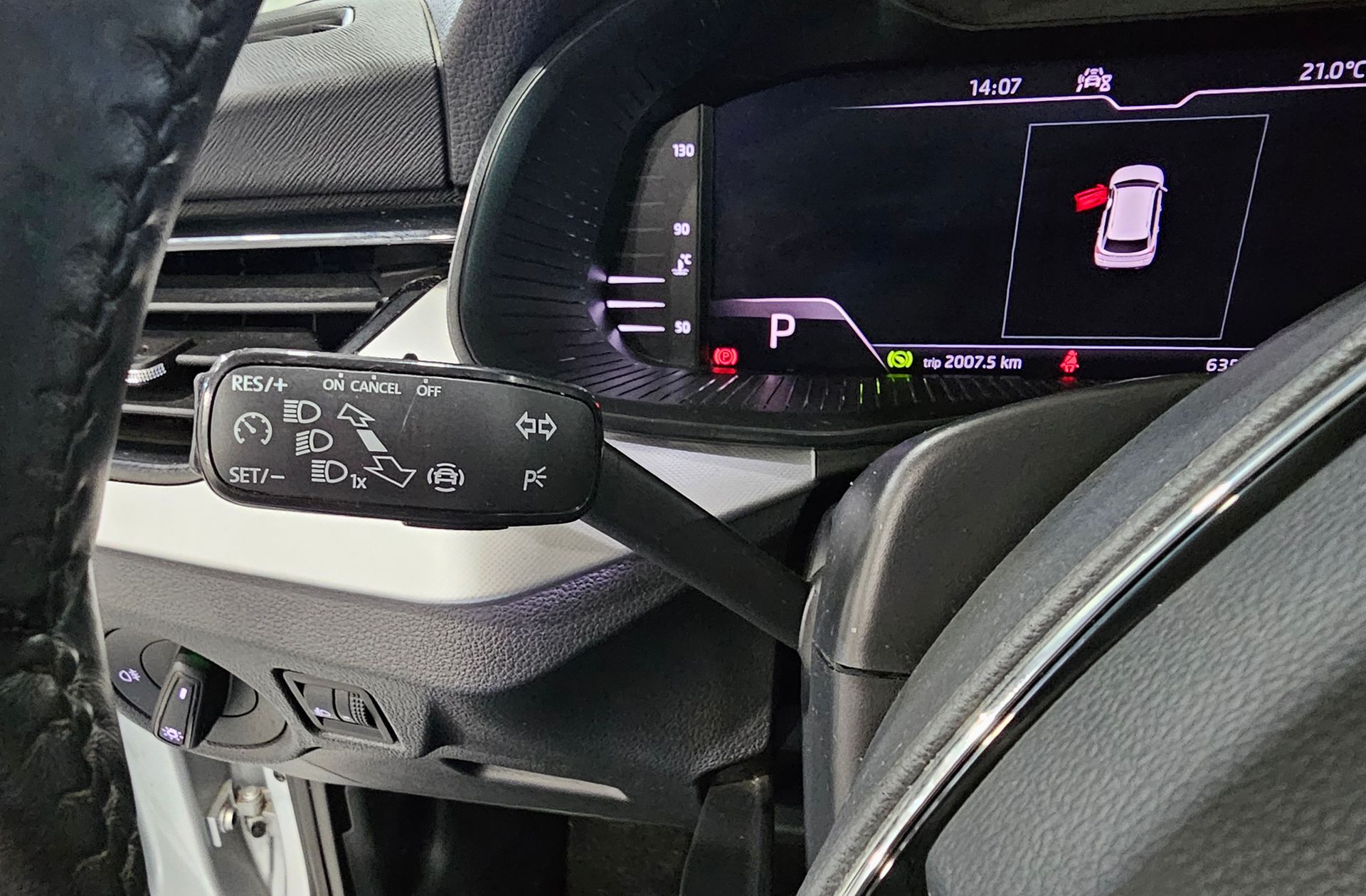 Škoda Kamiq 1.5 TSI Ambition DSG - foto 27