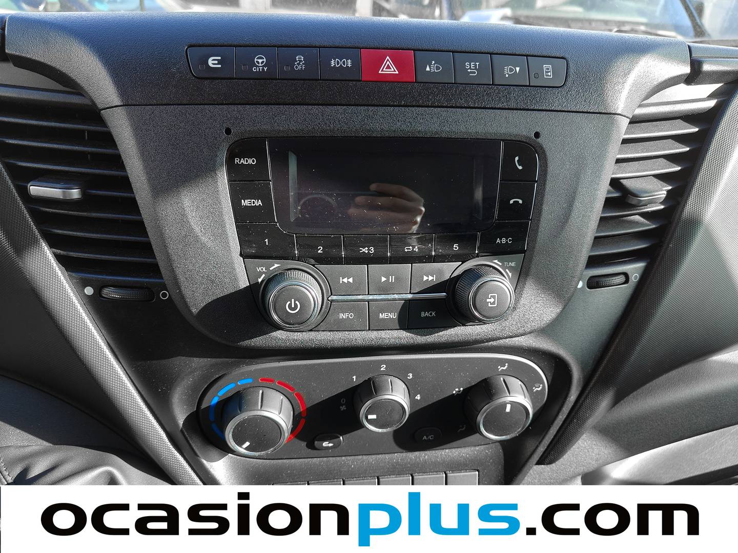 Foto Iveco Daily Iveco Daily Furgon 35S 16 V 3520L/H2 (156 CV)