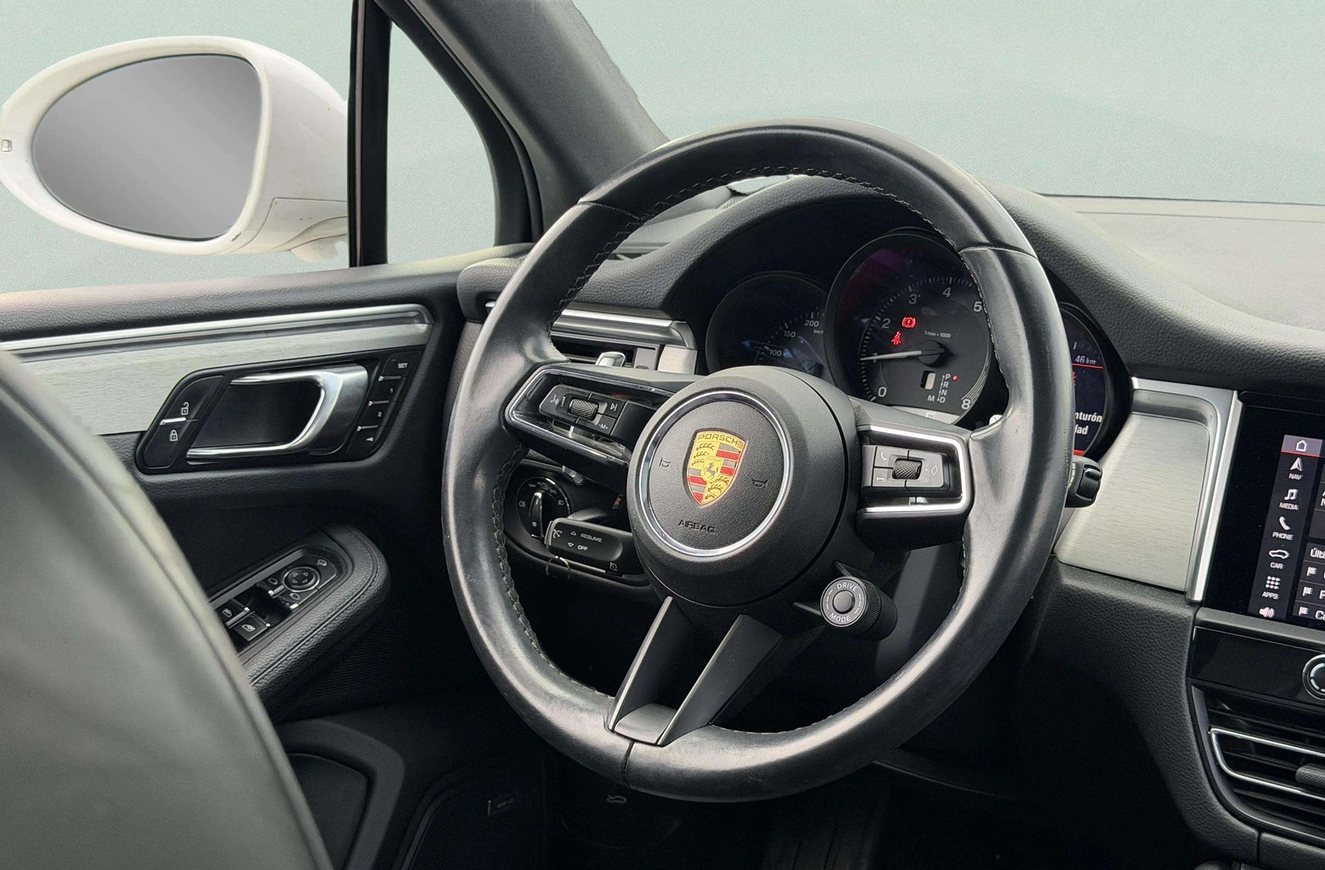 Porsche Macan - foto 30