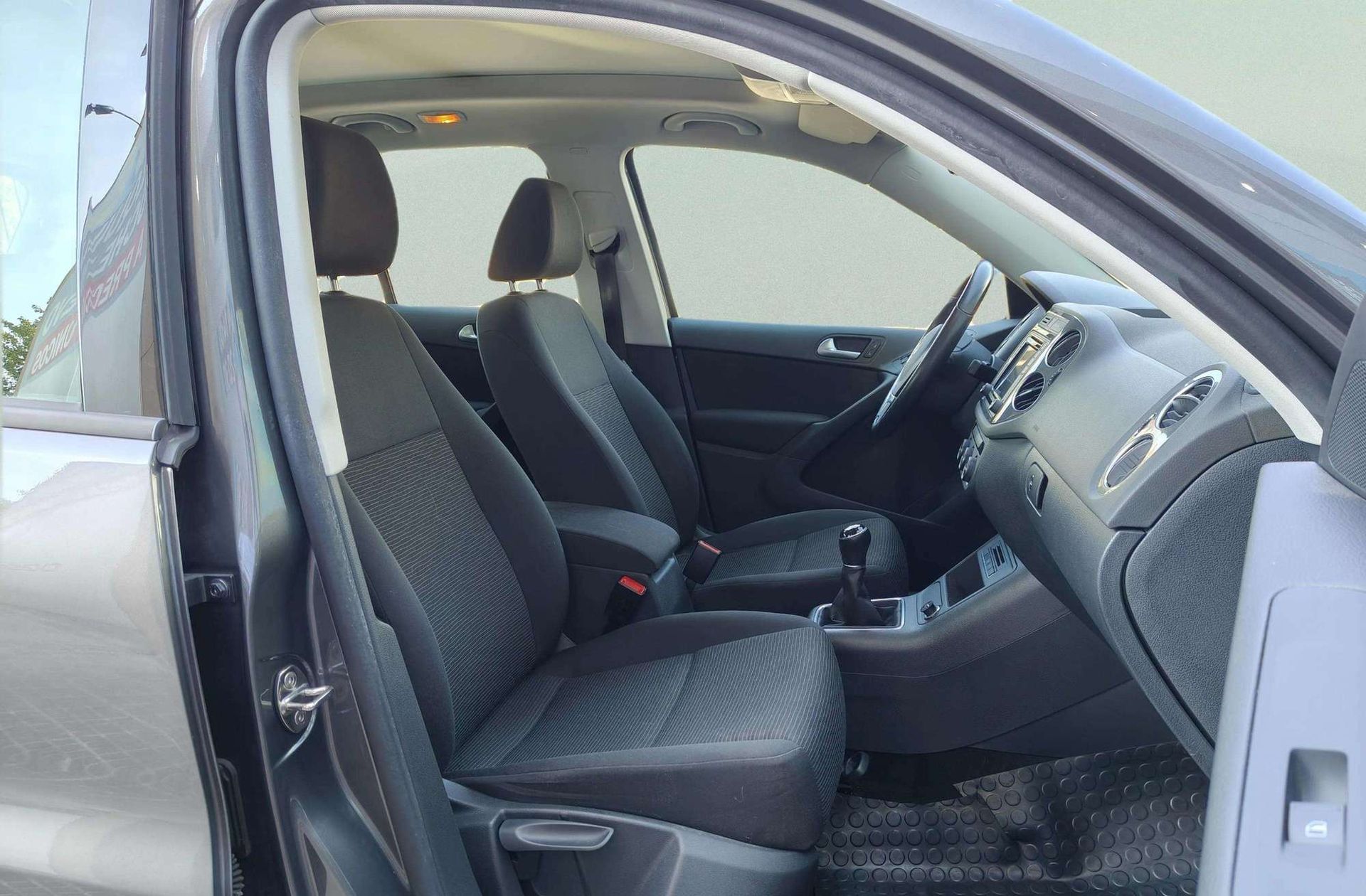 Volkswagen Tiguan T1 2.0 TDI 4x2 - foto 17