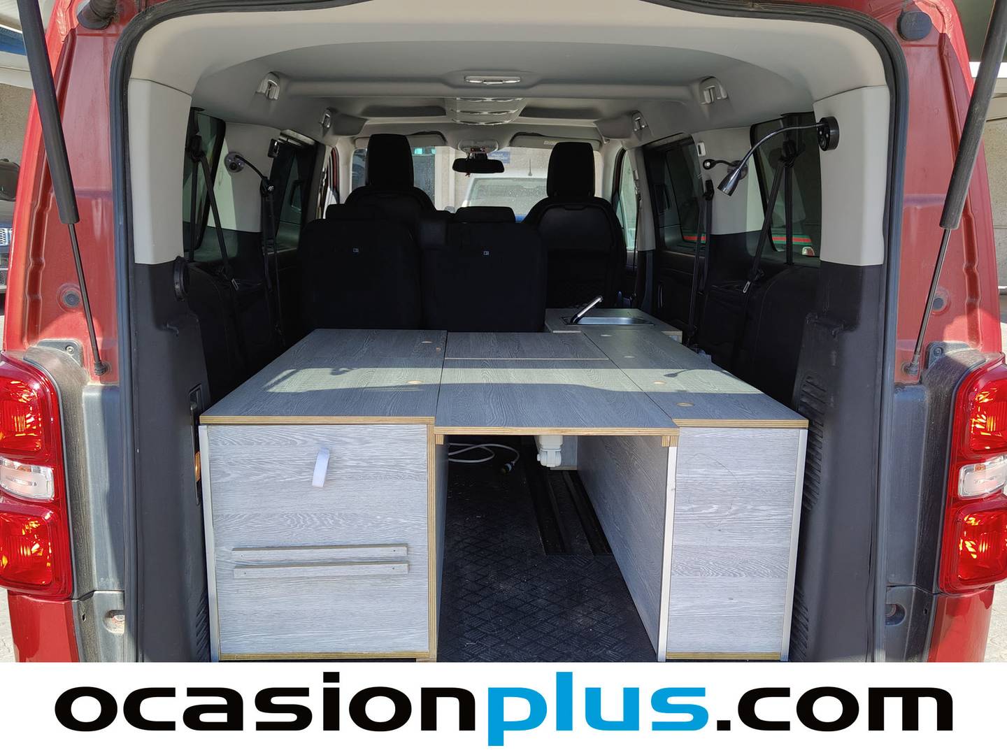 Fotos maletero Peugeot Traveller Peugeot Traveller BlueHDi 180 Active Long EAT6 (180 CV) Camperizada 4 plazas