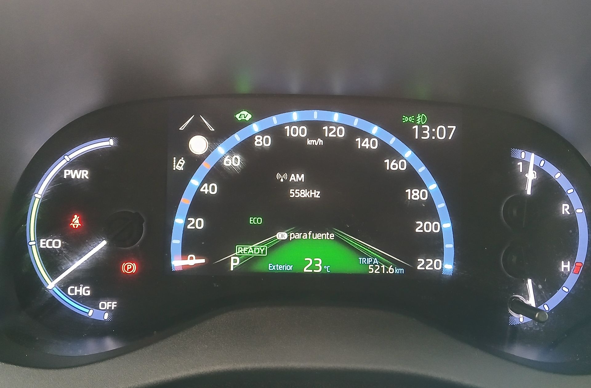 Toyota Yaris Cross 120H Active Tech - foto 21