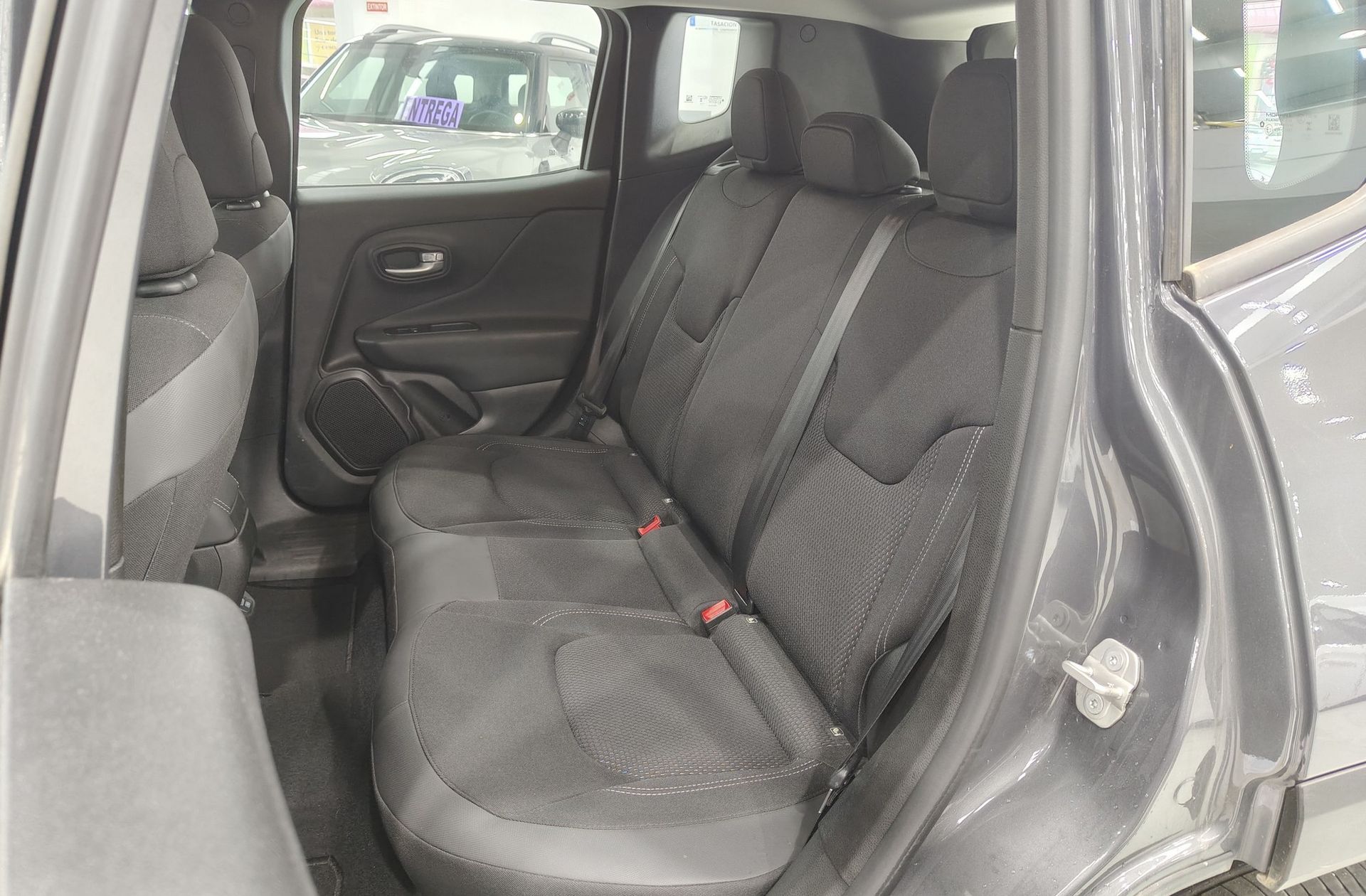 Jeep Renegade eHybrid 1.5 Limited ATX - foto 15