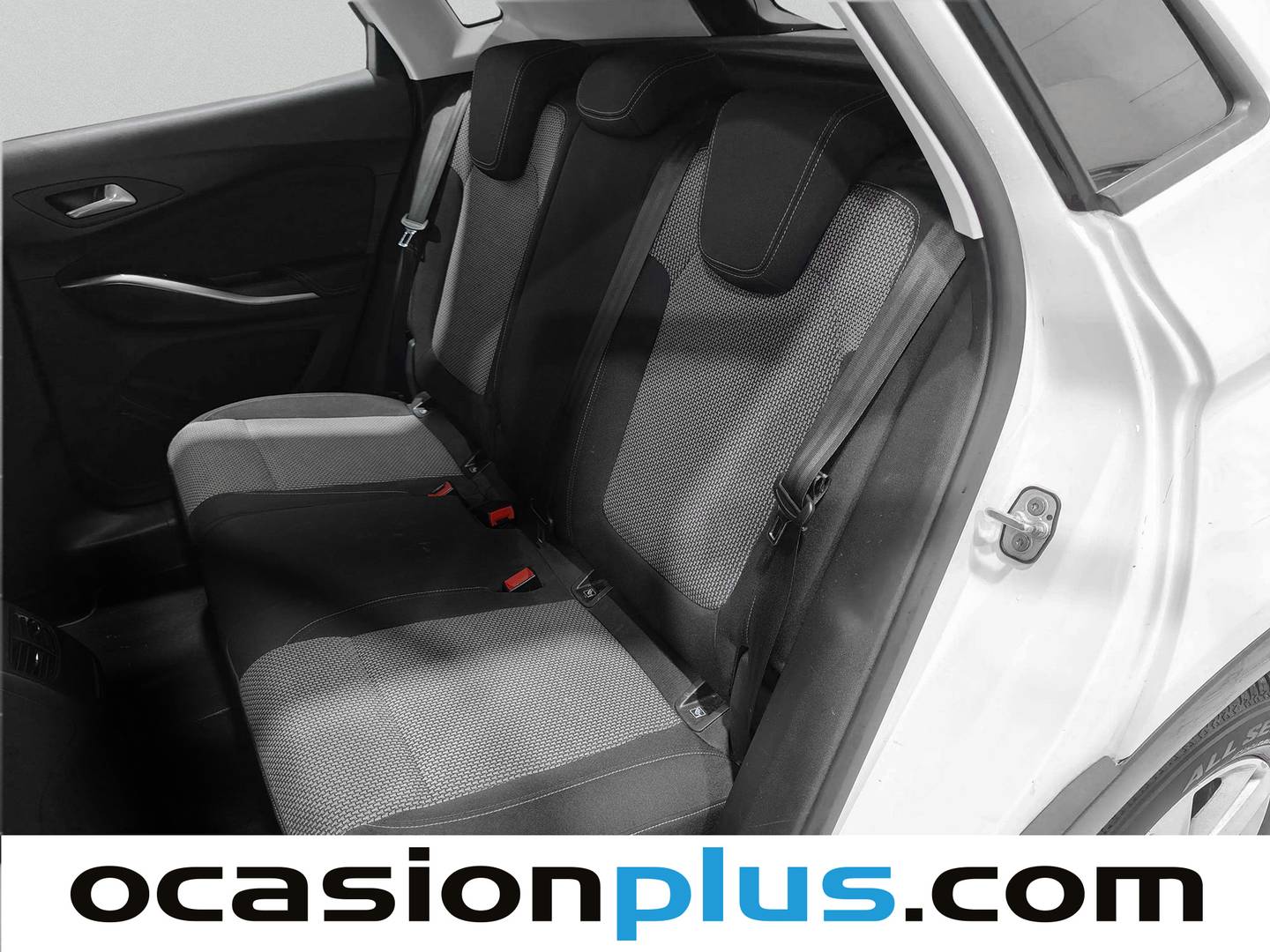 Foto asientos traseros Opel Grandland X Opel Grandland X 1.5 CDTi S&S Selective (130 CV)