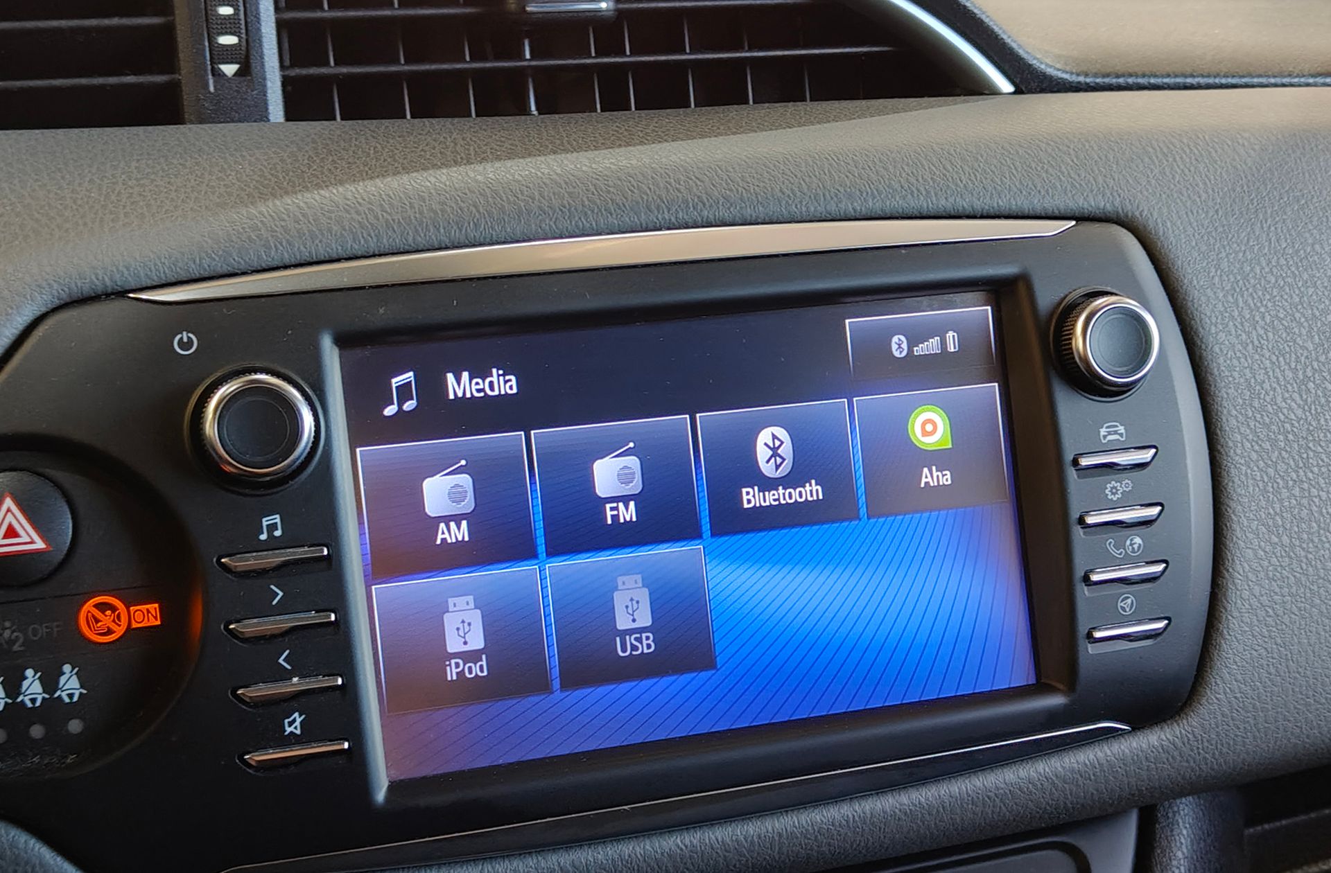 Toyota Yaris 1.5 Hybrid Active - foto 29