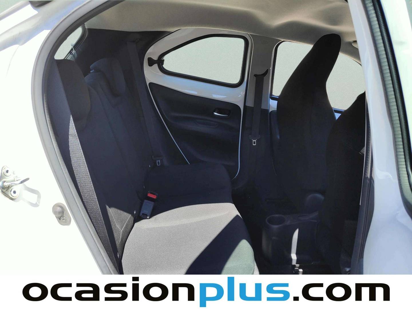 Toyota Aygo X Cross Toyota Aygo X Cross 1.0 VVT-I Play (72 CV) al mejor precio