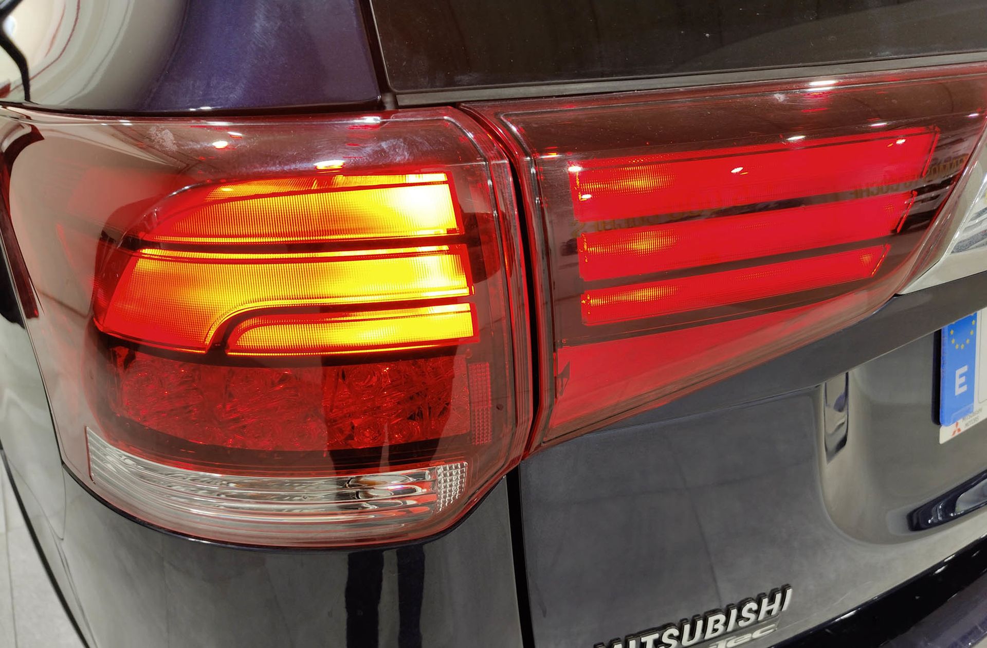 Mitsubishi Outlander 200 MPI Motion 2WD CVT 7 plazas - foto 16