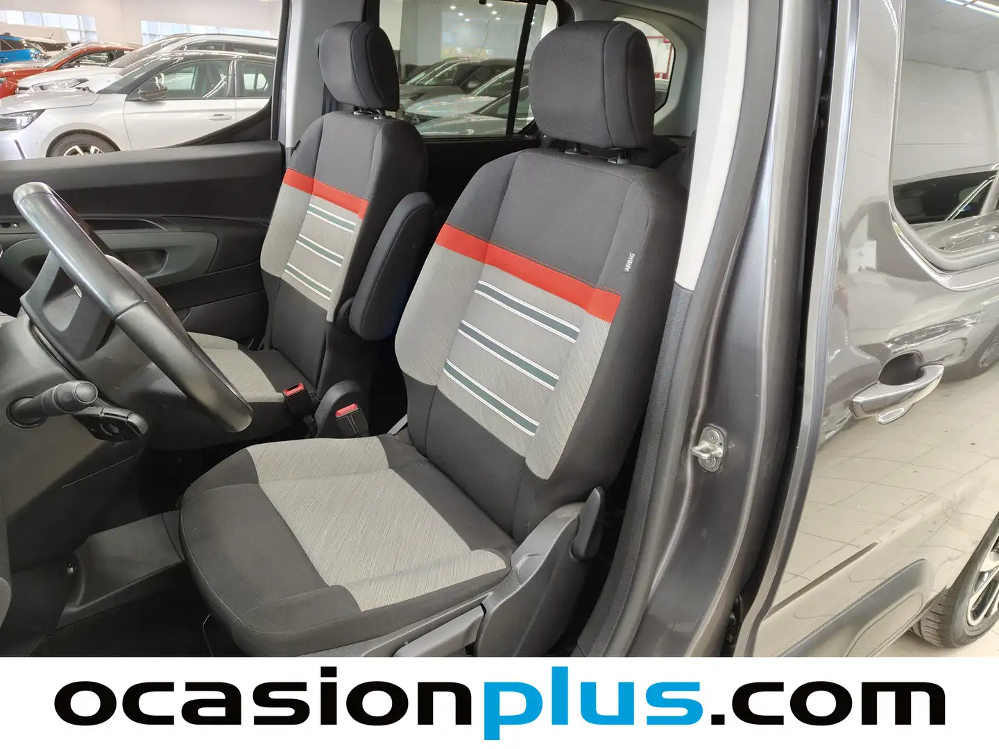 Foto Citroën Berlingo Citroen Berlingo BlueHDi 100 S&S Talla M Shine (102 CV)