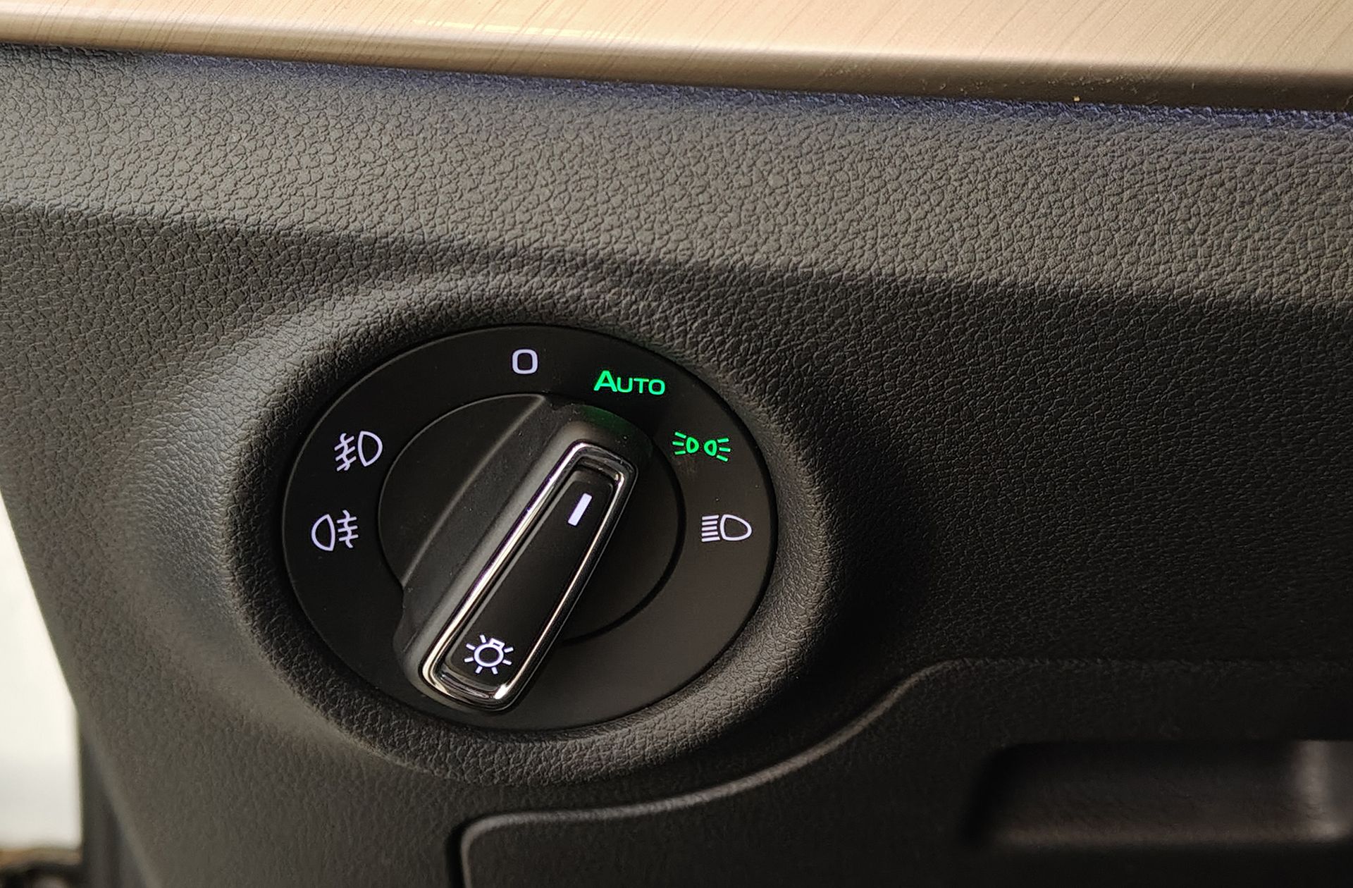 Škoda Kamiq 1.0 TSI Style DSG - foto 29