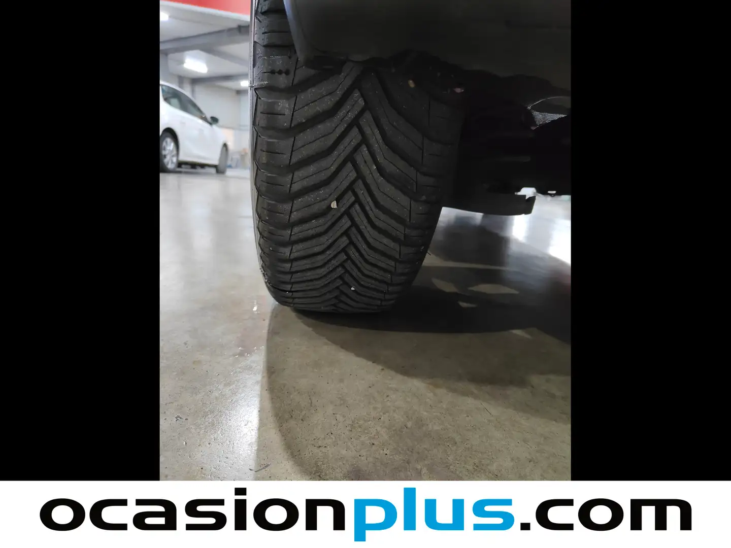 Foto Peugeot 2008 Peugeot 2008 PureTech 130 S&S Allure EAT8 (130 CV)