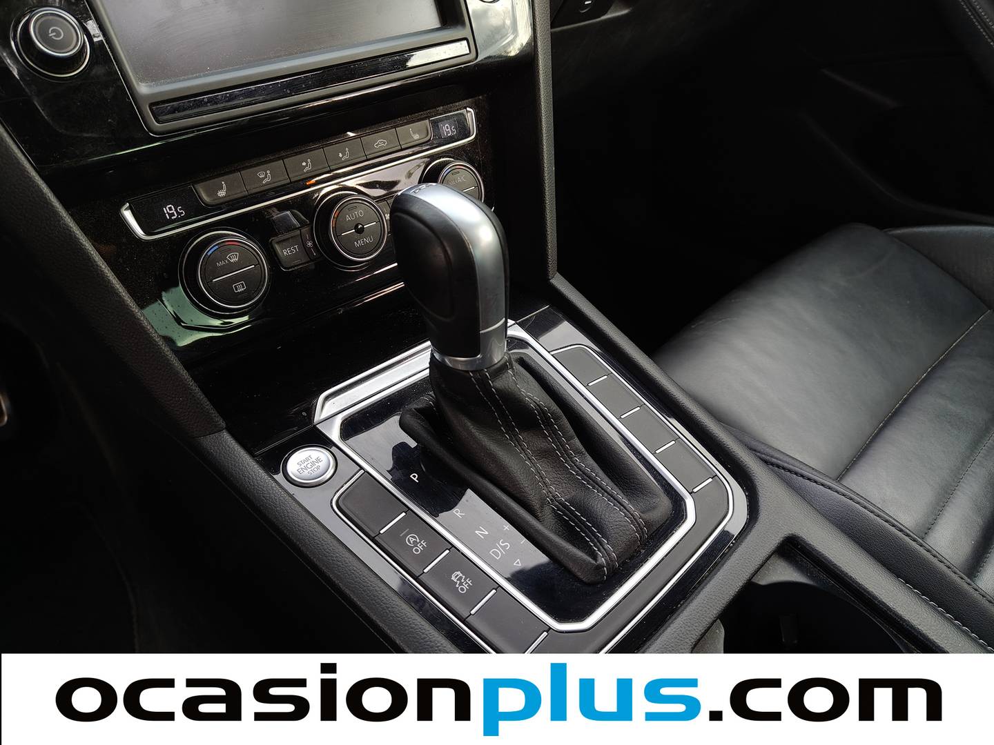 Volkswagen Passat Volkswagen Passat Sport 1.8 TSI BMT (180 CV) DSG Pack R-line de segunda mano