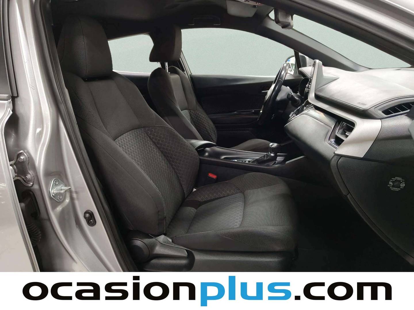 Foto Toyota C-HR Toyota C-HR 1.8 125H Active (122 CV)