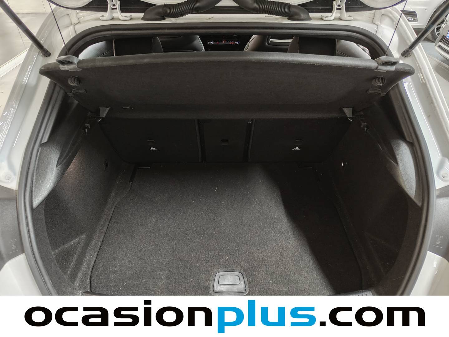 Fotos maletero Mercedes Clase A Mercedes Clase A 180 d 85 kW (116 CV)