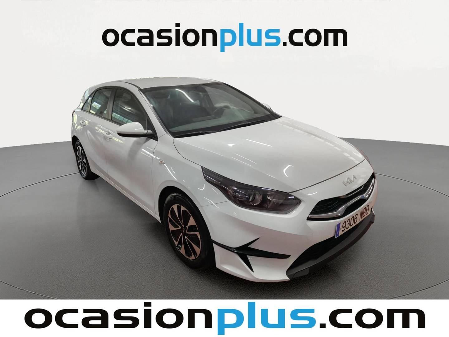 Foto delantera KIA Ceed KIA Ceed 1.0 T-GDi Concept (100 CV) derecha