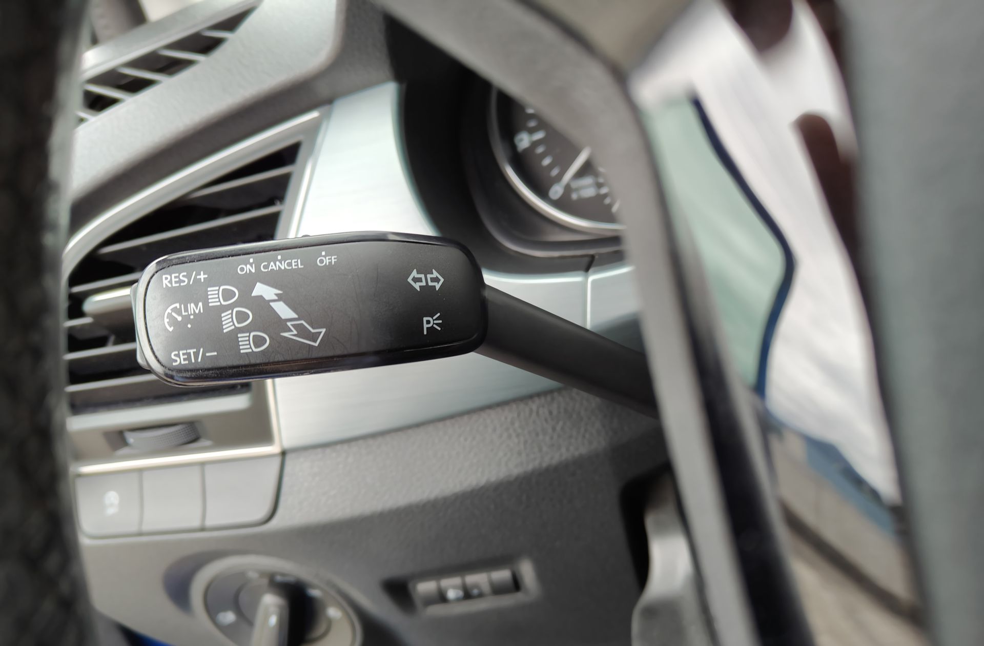 Škoda Fabia 1.0 TSI Like - foto 22