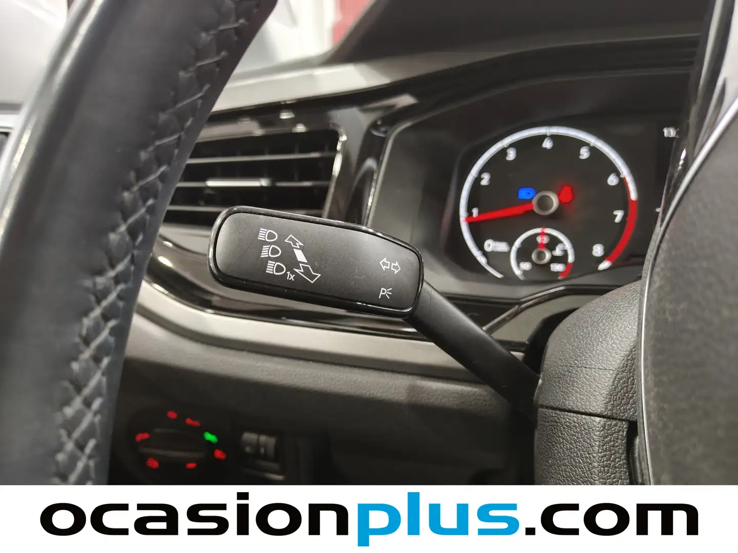 Foto Volkswagen Polo Volkswagen Polo Advance 1.0  (80 CV)