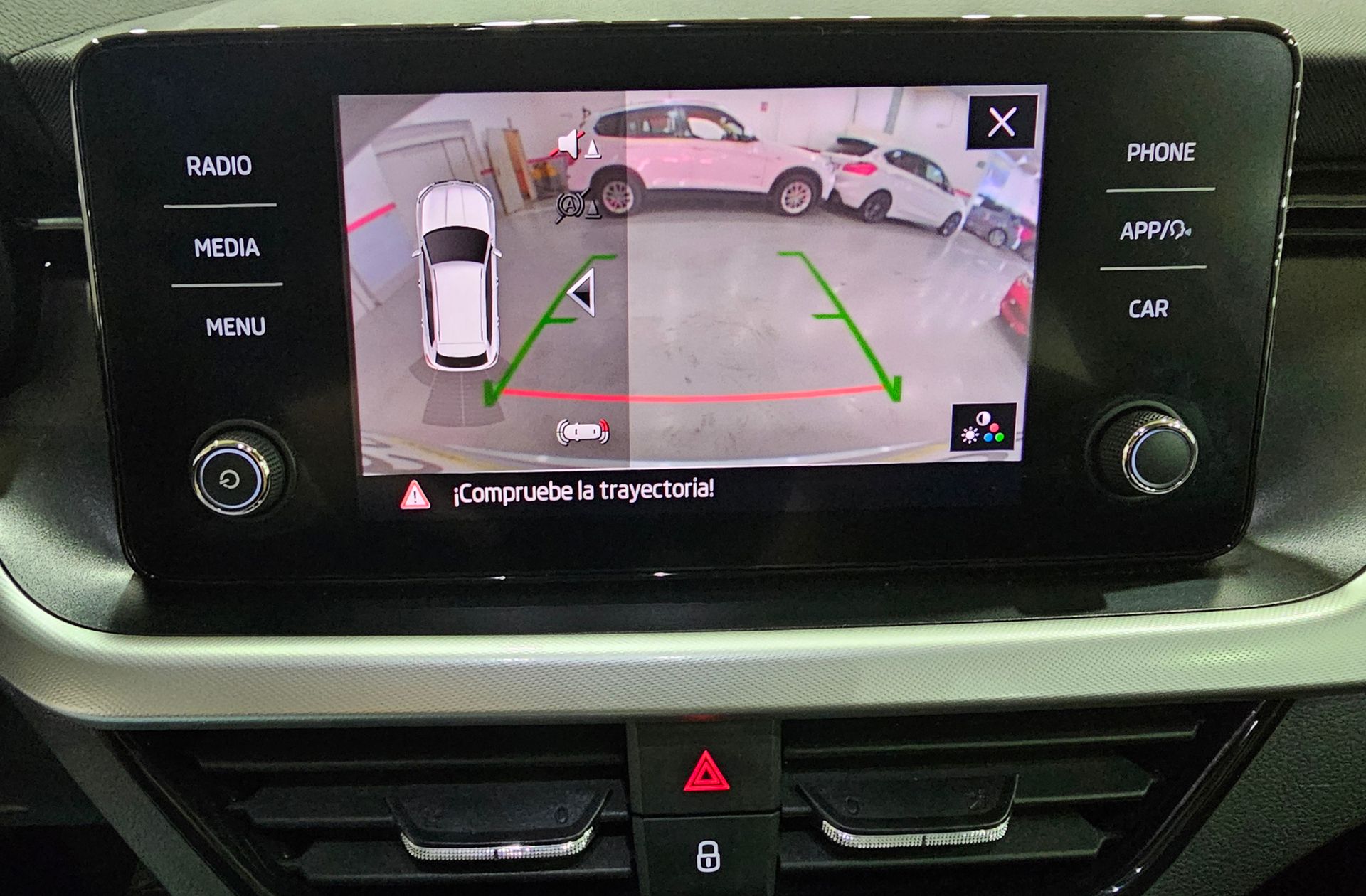 Škoda Kamiq 1.5 TSI Ambition DSG - foto 7