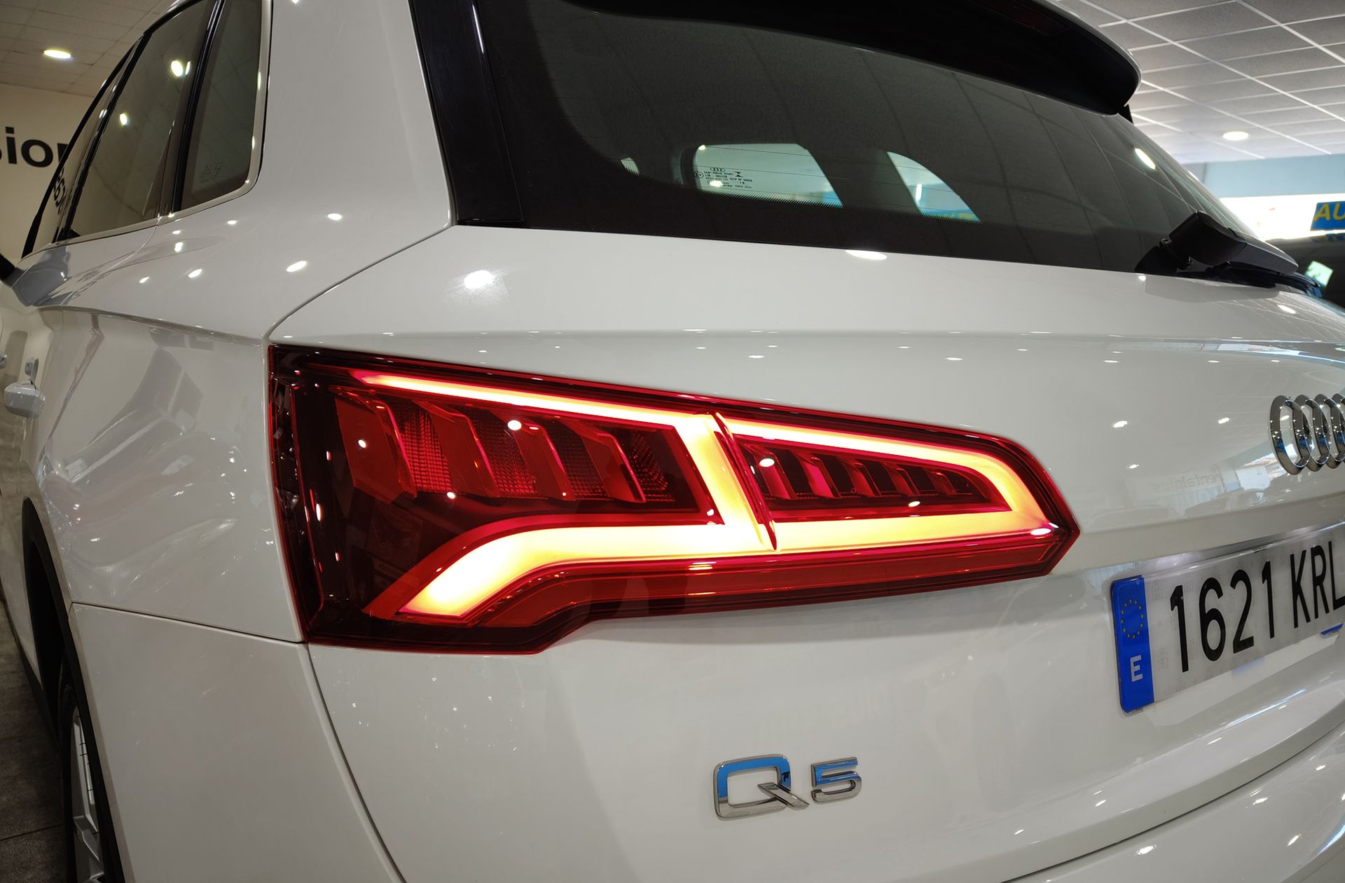 Audi Q5 Advanced 2.0 TDI - foto 16