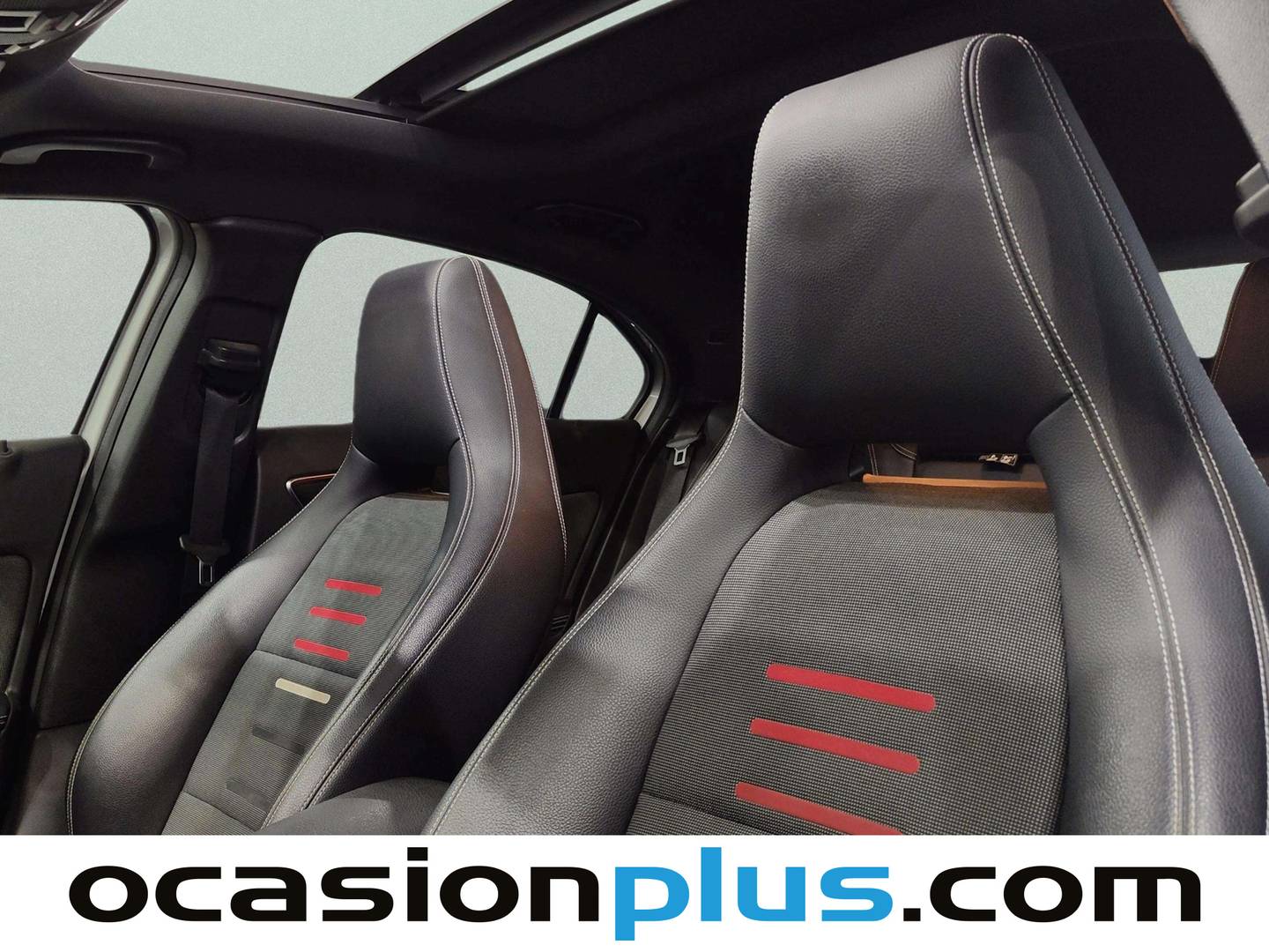 Equipamiento del Mercedes Clase A Mercedes Clase A 200 d (136 CV) PACK AMG
