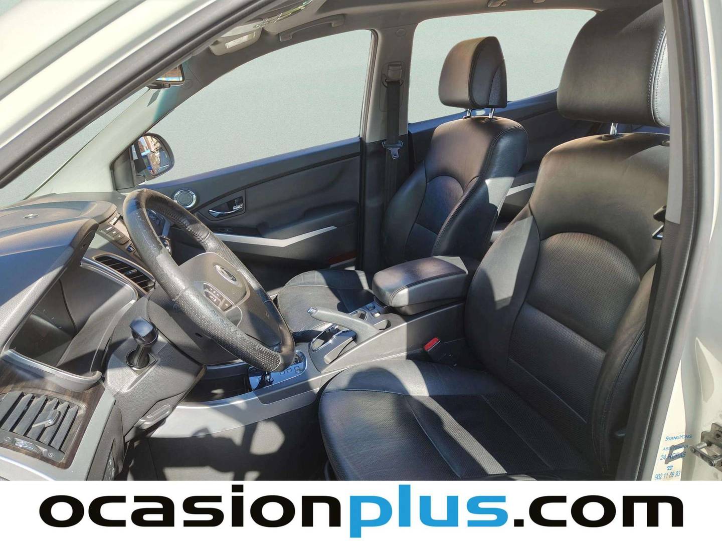 Foto asientos delanteros SsangYong Korando SsangYong Korando D20T Limited 4x2 Auto (175 CV)