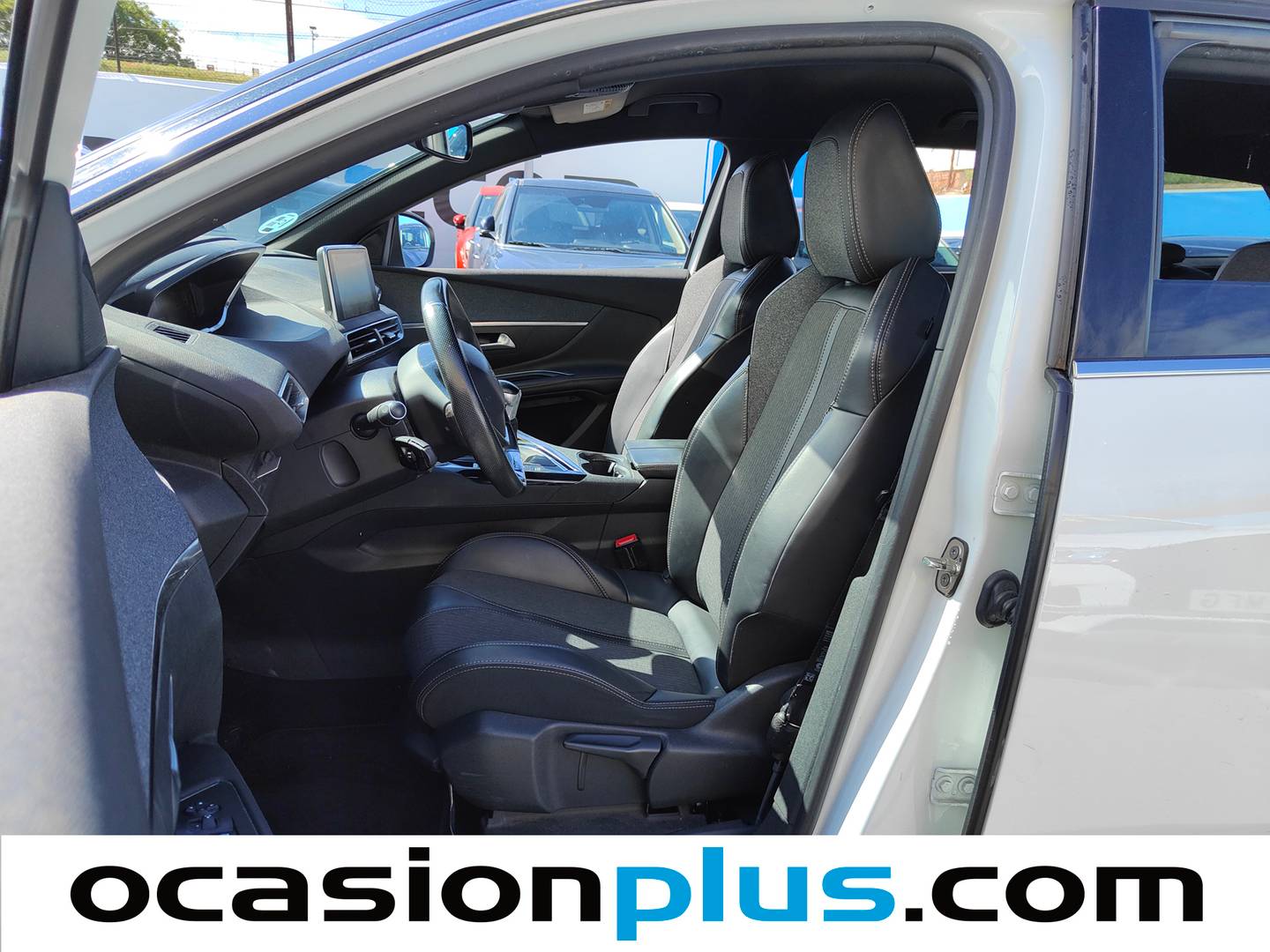 Foto asientos delanteros Peugeot 5008 Peugeot 5008 PureTech 130 GT Line (130 CV) 7 Plazas