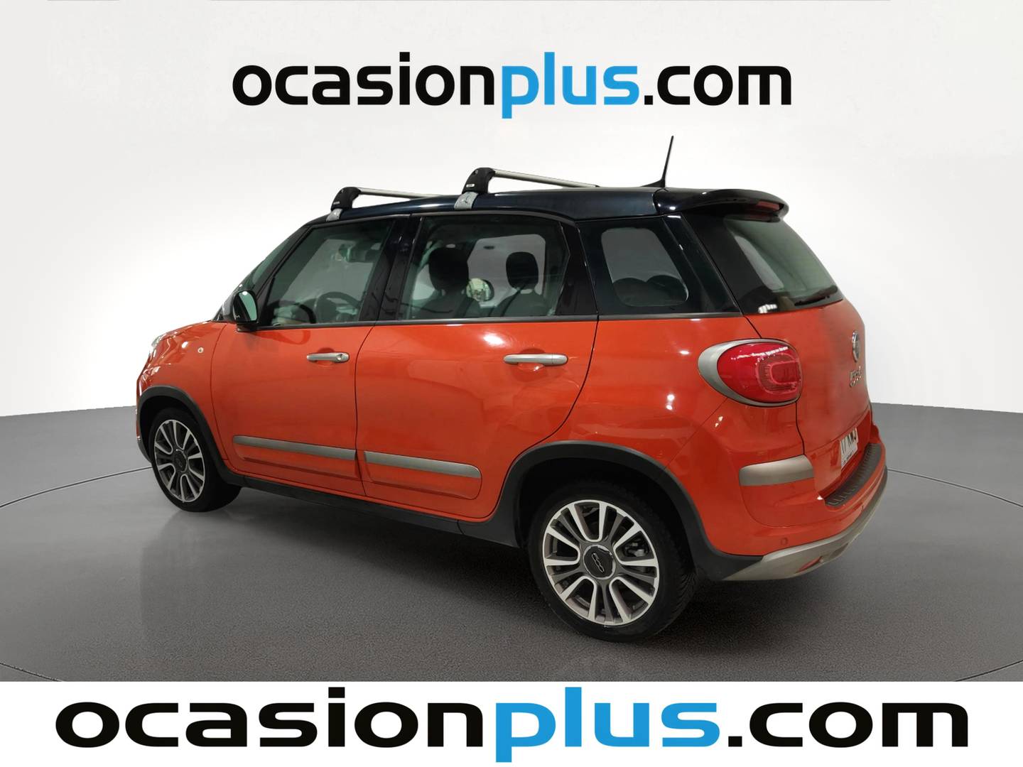Foto trasera Fiat 500L Fiat 500L 1.6 Multijet S&S Cross (120 CV) izquierda