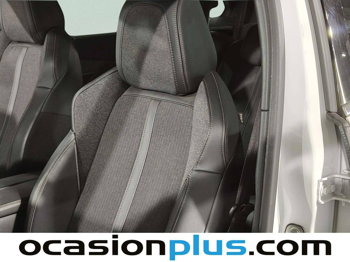 Extras y acabados del Peugeot 5008 Peugeot 5008 1.5 BlueHDi S&S GT Line (130 CV) 7 Plazas