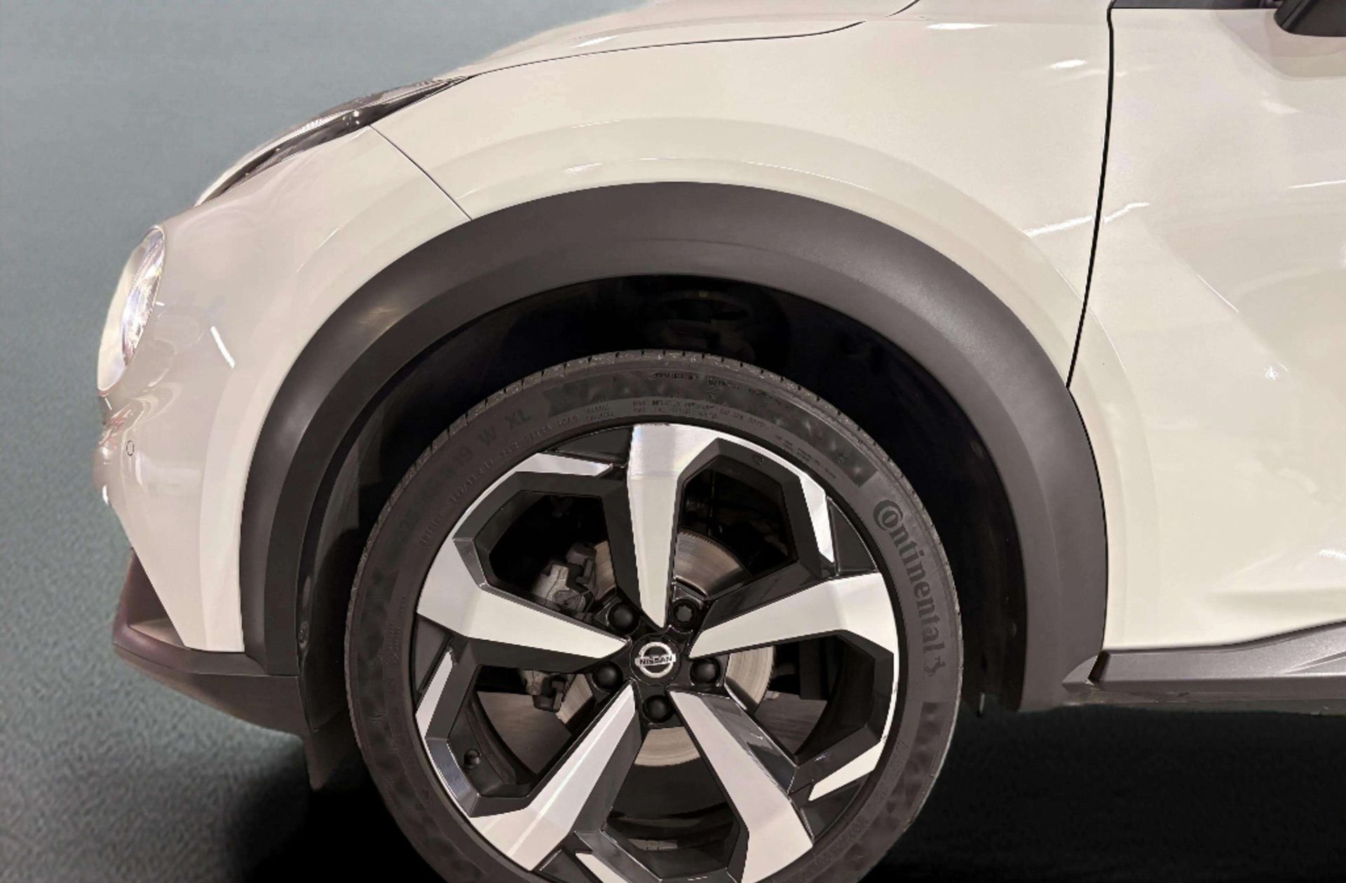 Nissan Juke DIG-T Tekna - foto 35